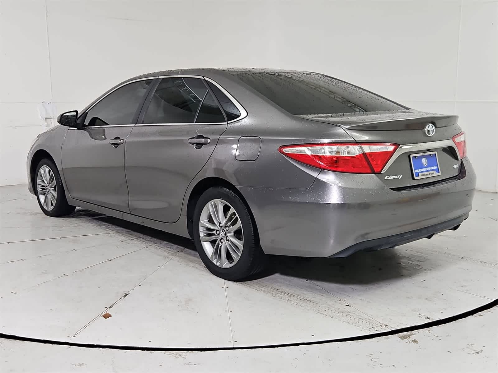 2017 Toyota Camry XLE XSE photo 4