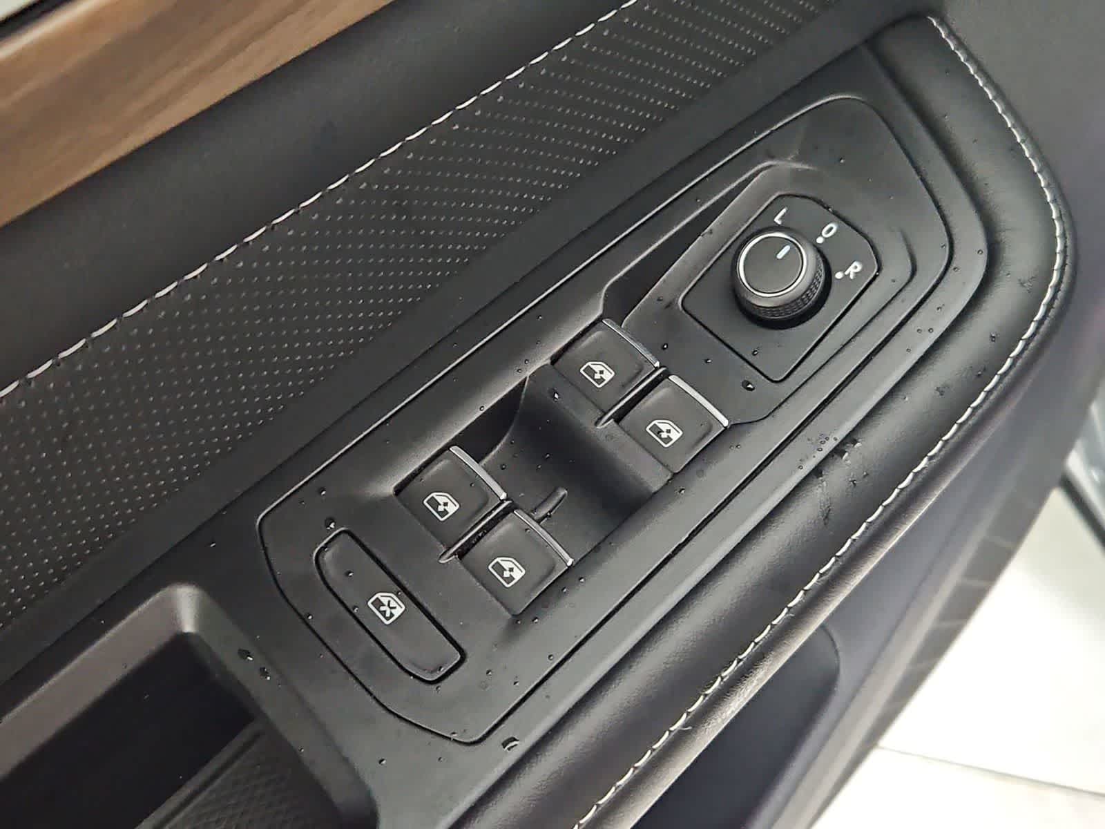 Thumbnail: 2026 Volkswagen Atlas - 17