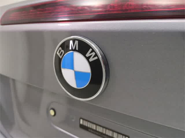 2011 BMW 3 Series 328i 10