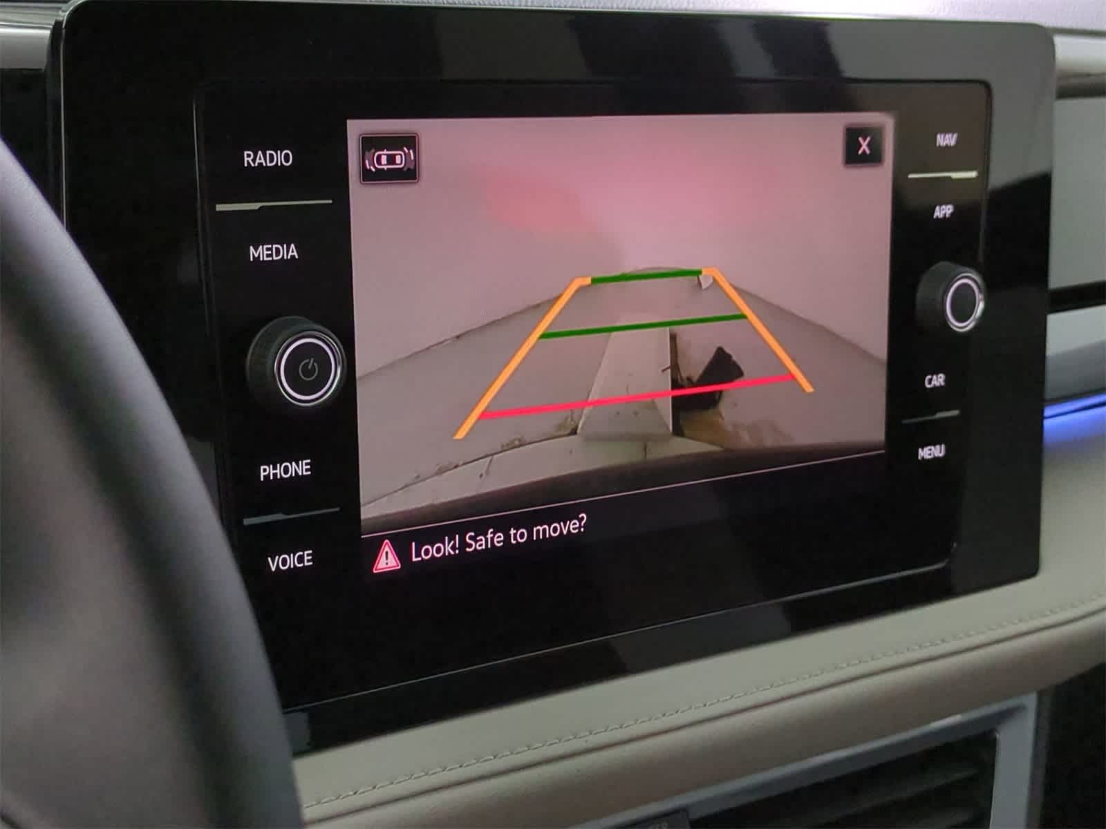 Thumbnail: 2025 Volkswagen Taos - 30