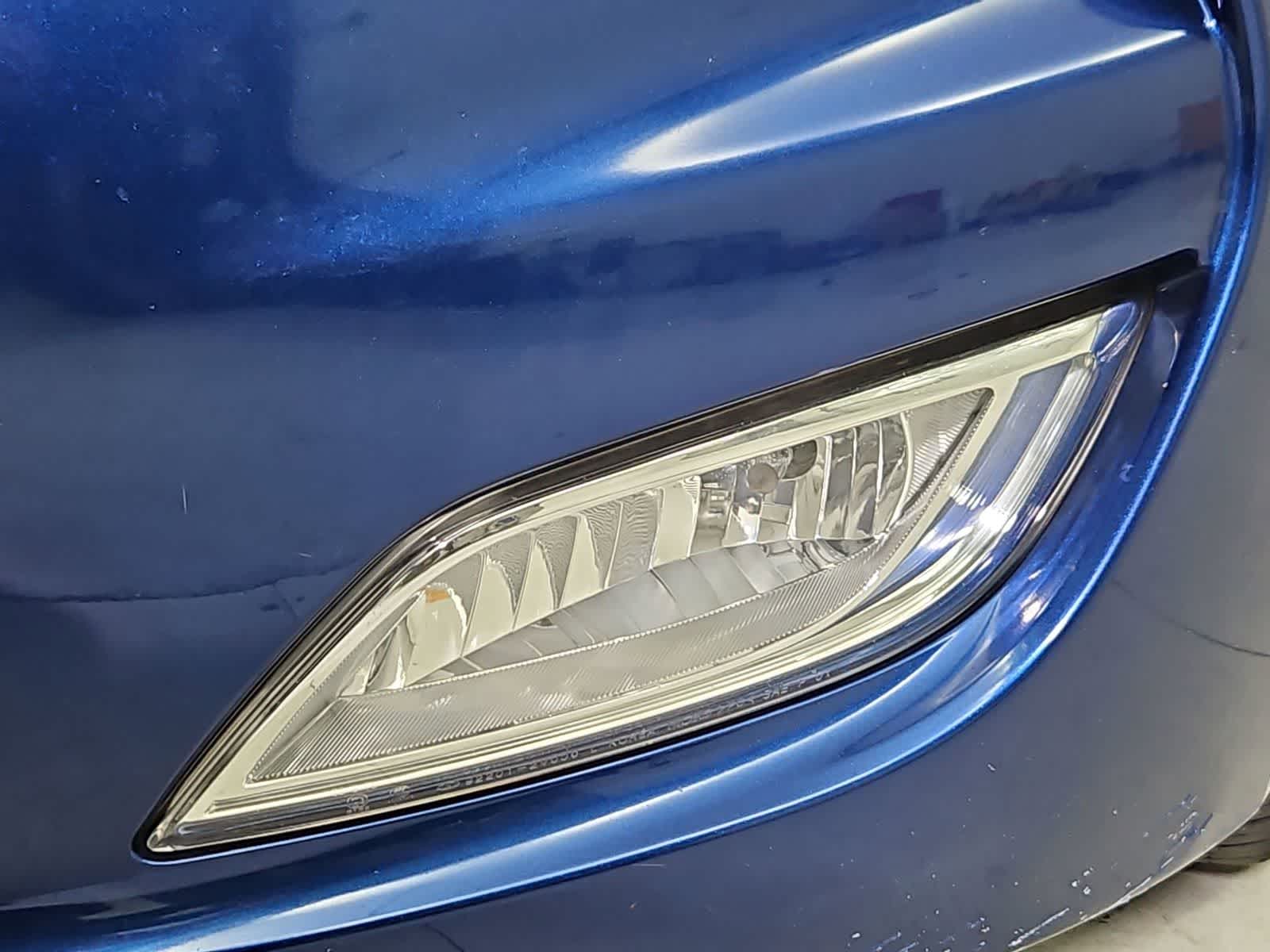 Thumbnail: 2017 Hyundai Veloster - 10