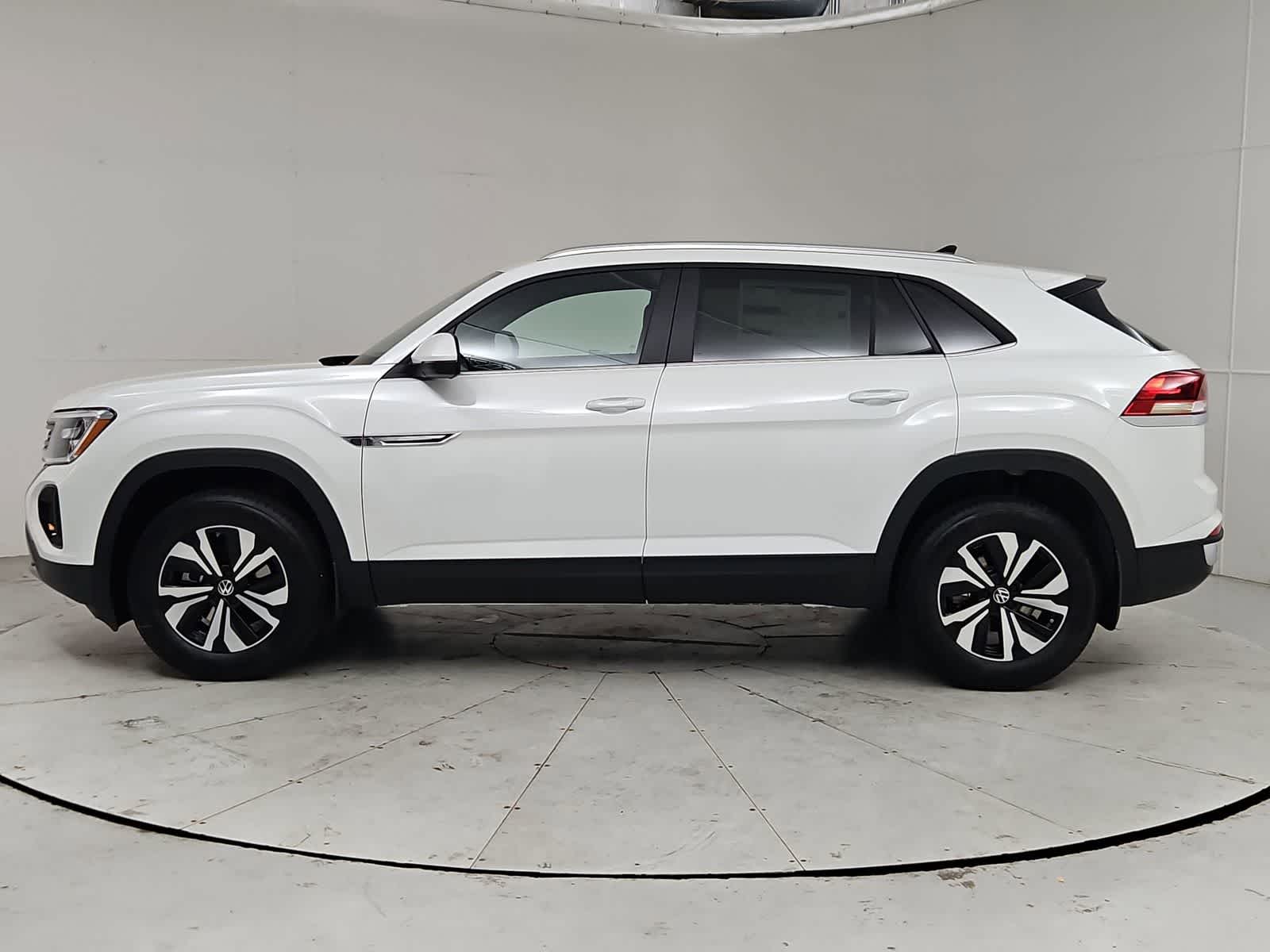 Thumbnail: 2026 Volkswagen Atlas - 3