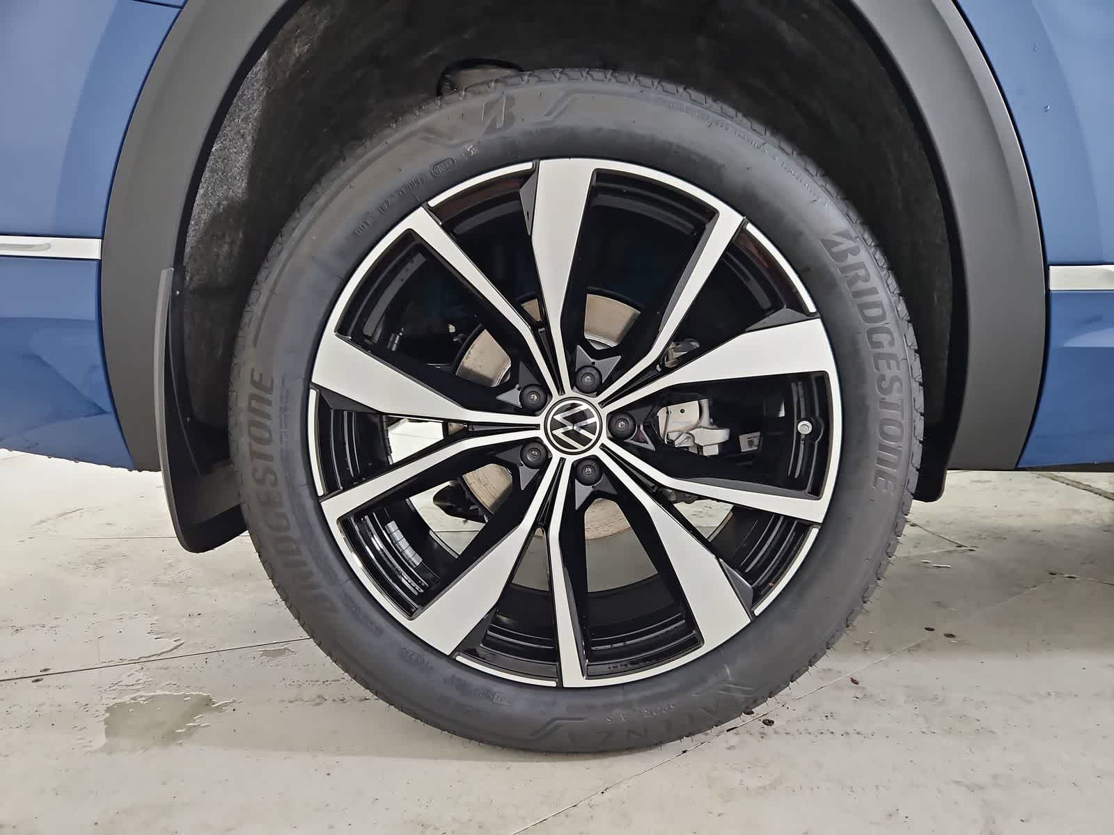 Thumbnail: 2026 Volkswagen Atlas - 13