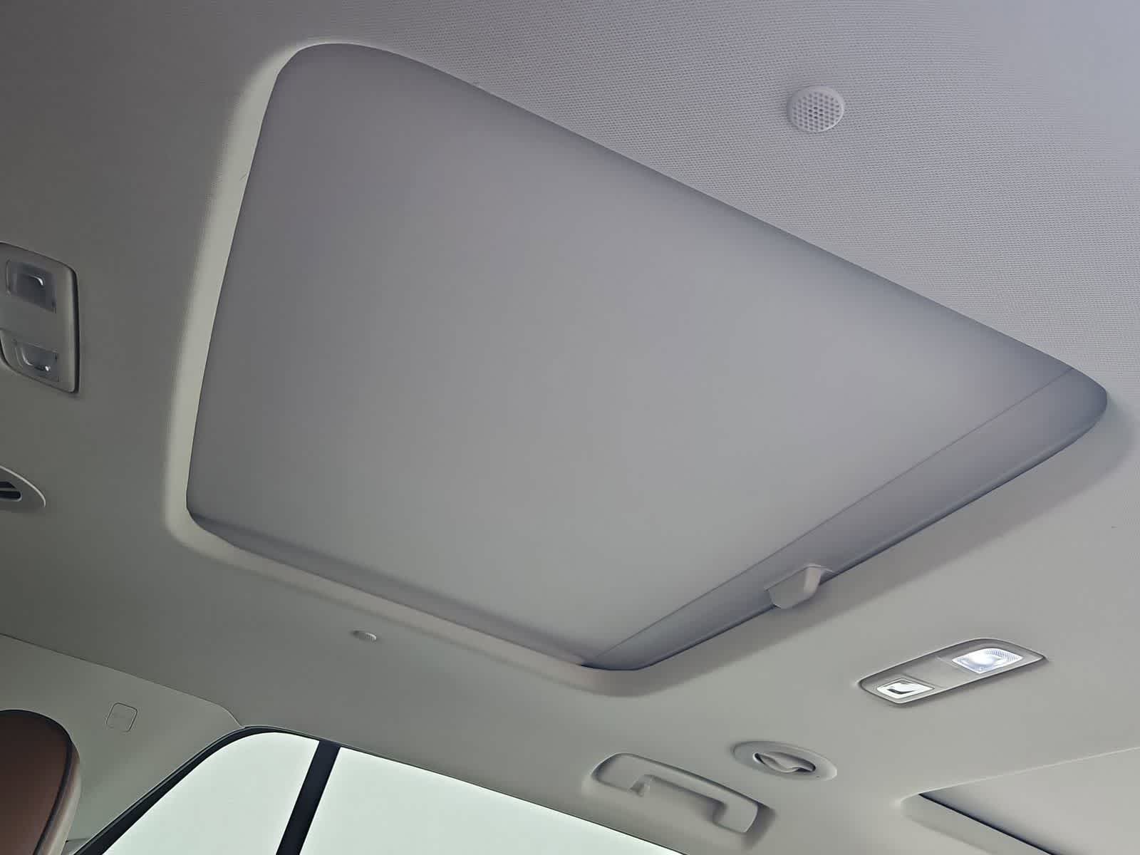 Thumbnail: 2019 Chevrolet Traverse - 22