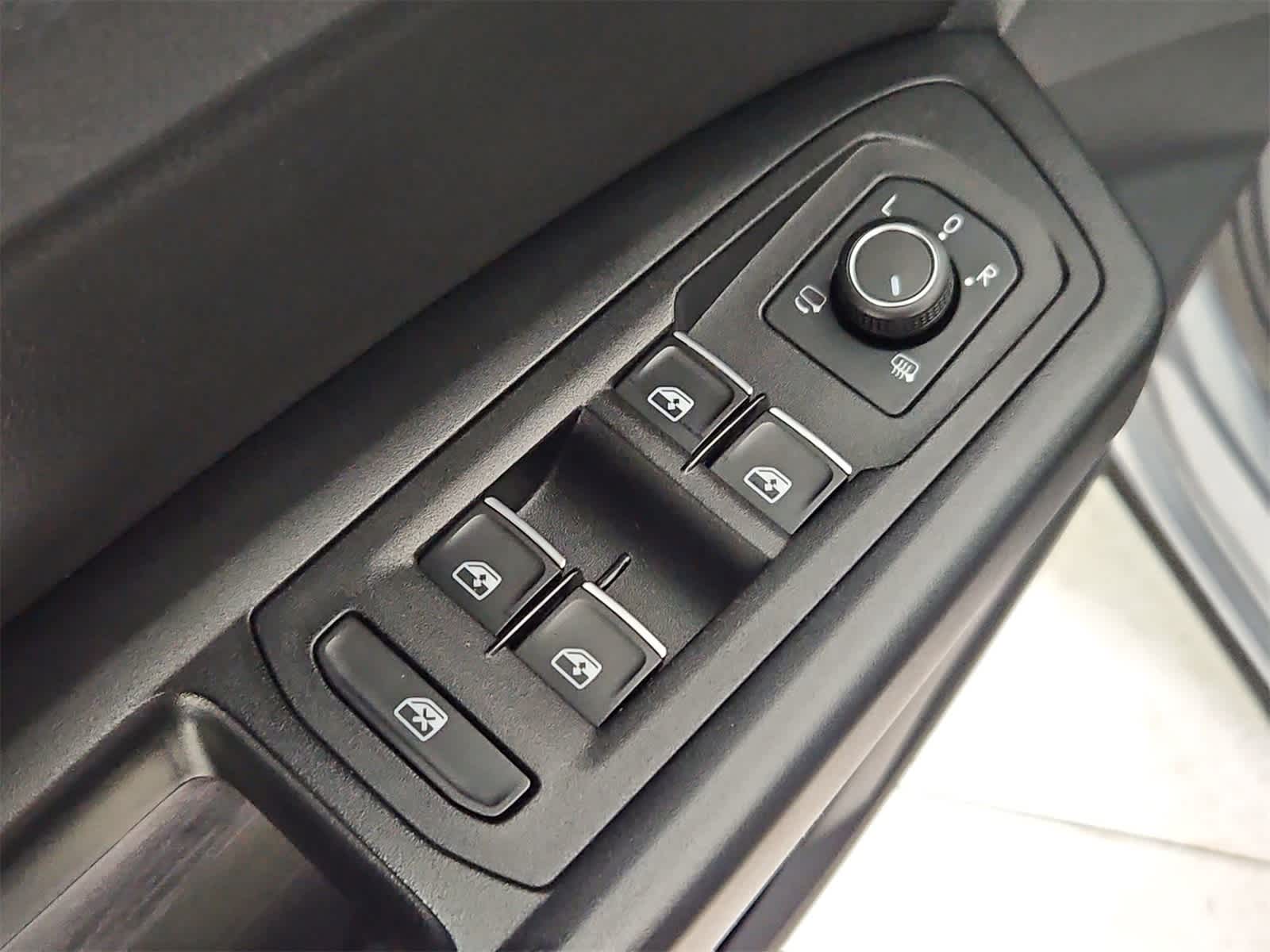 Thumbnail: 2019 Volkswagen Atlas - 17