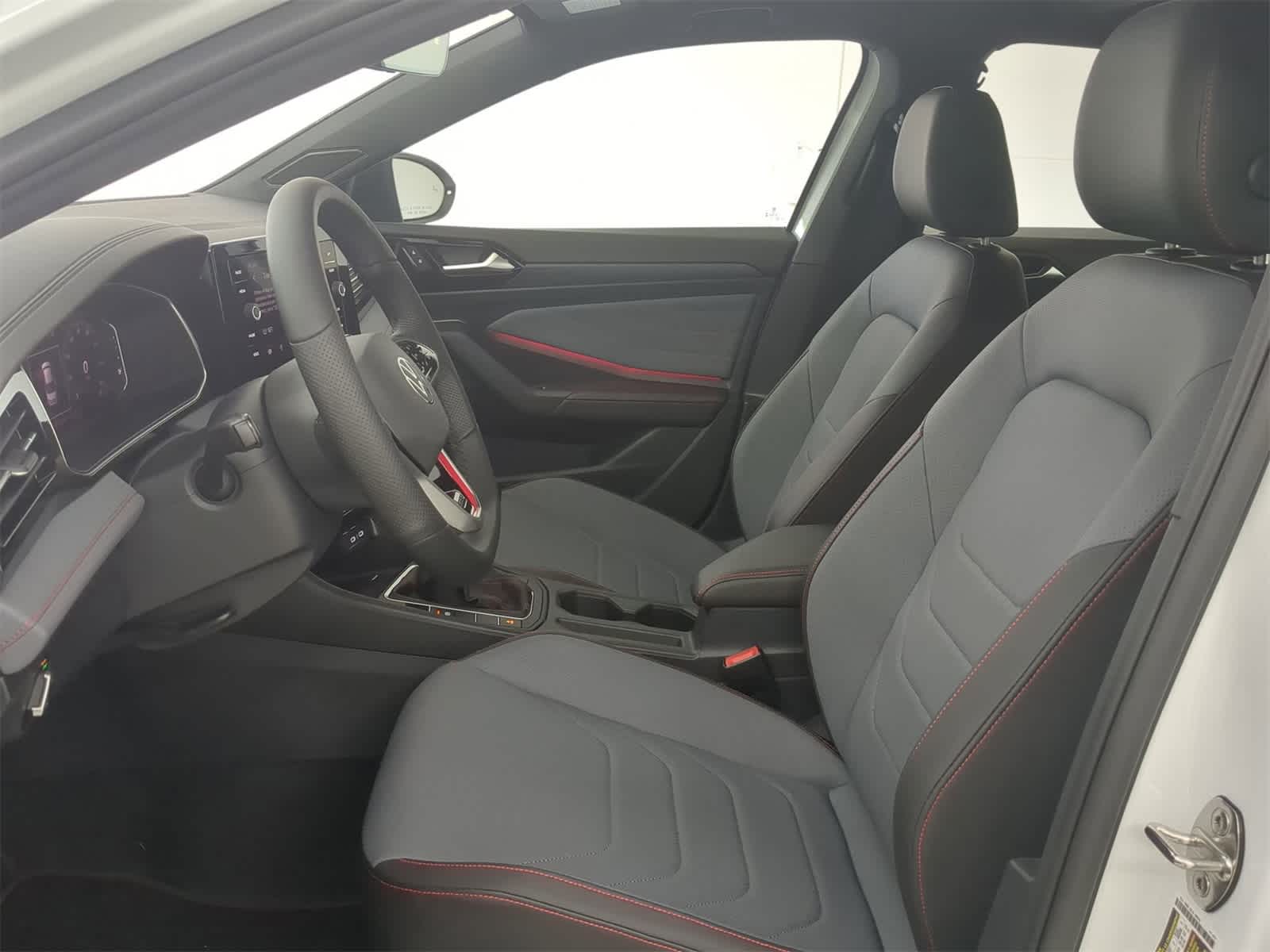 Thumbnail: 2025 Volkswagen Jetta - 15