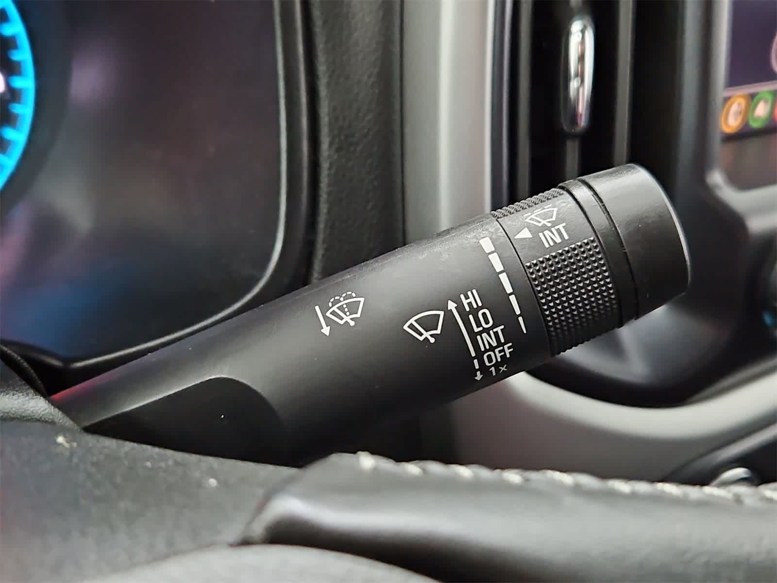 Thumbnail: 2021 Chevrolet Colorado - 25