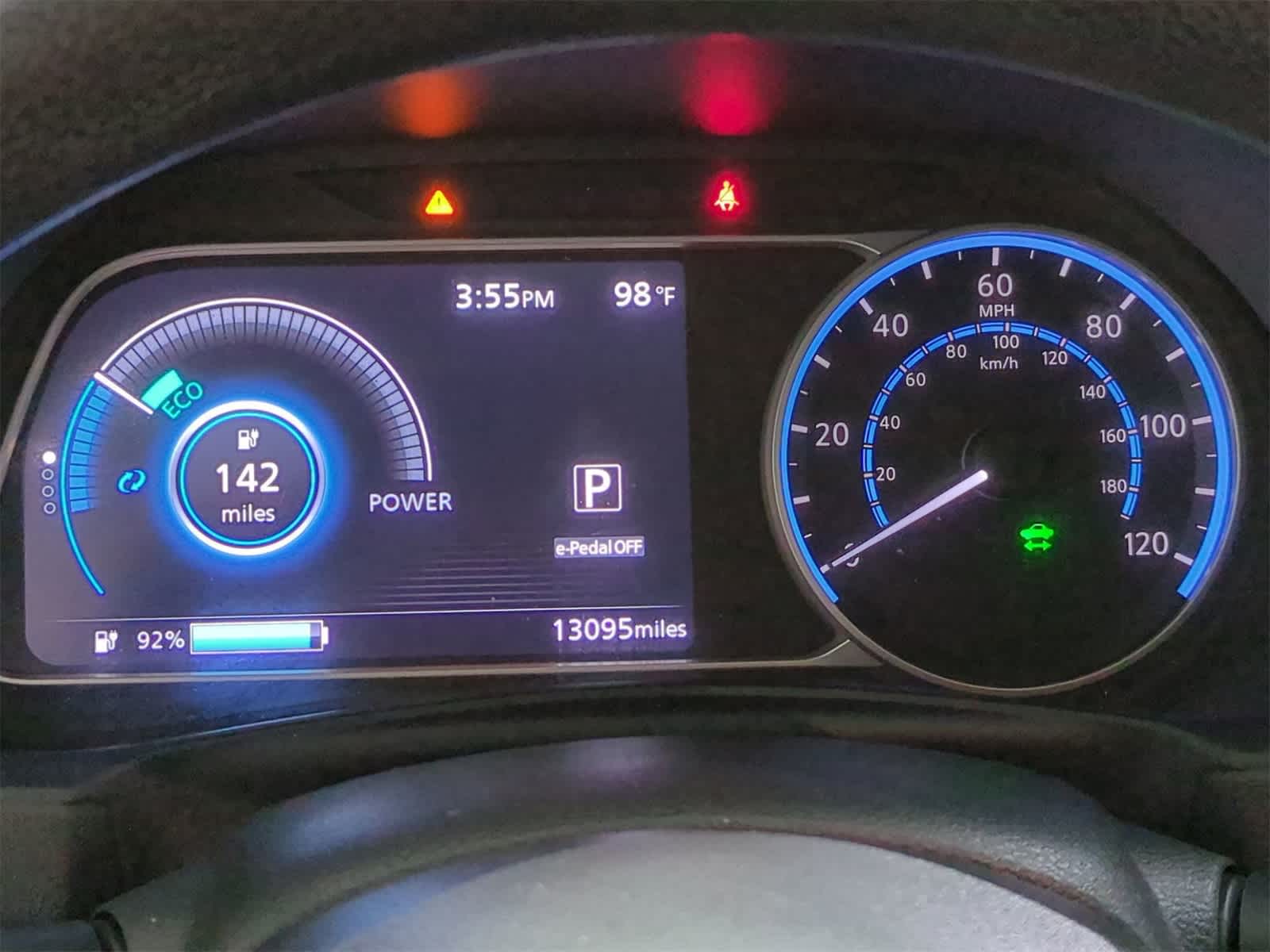 Thumbnail: 2023 Nissan Leaf - 32