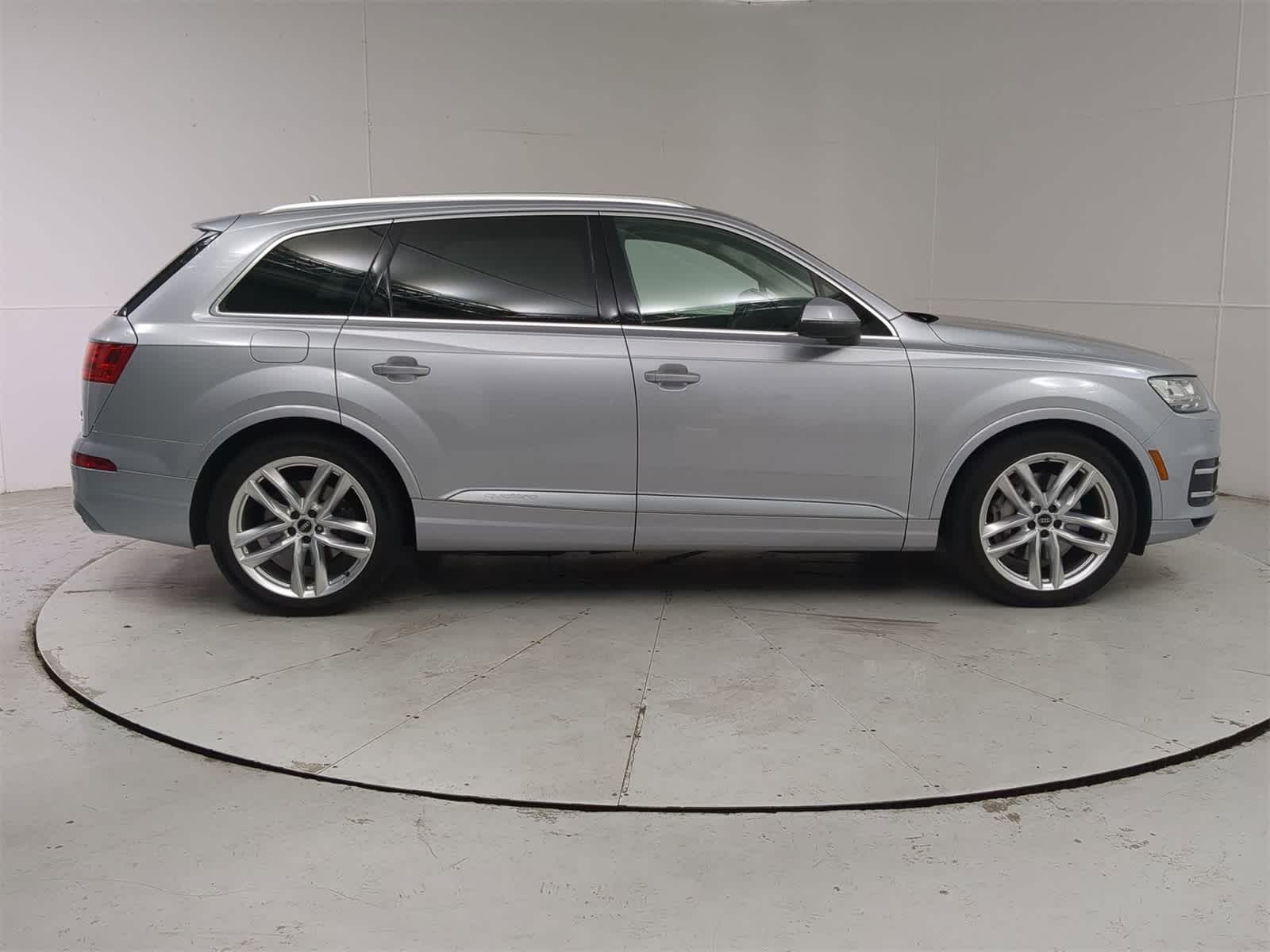 Thumbnail: 2018 Audi Q7 - 7