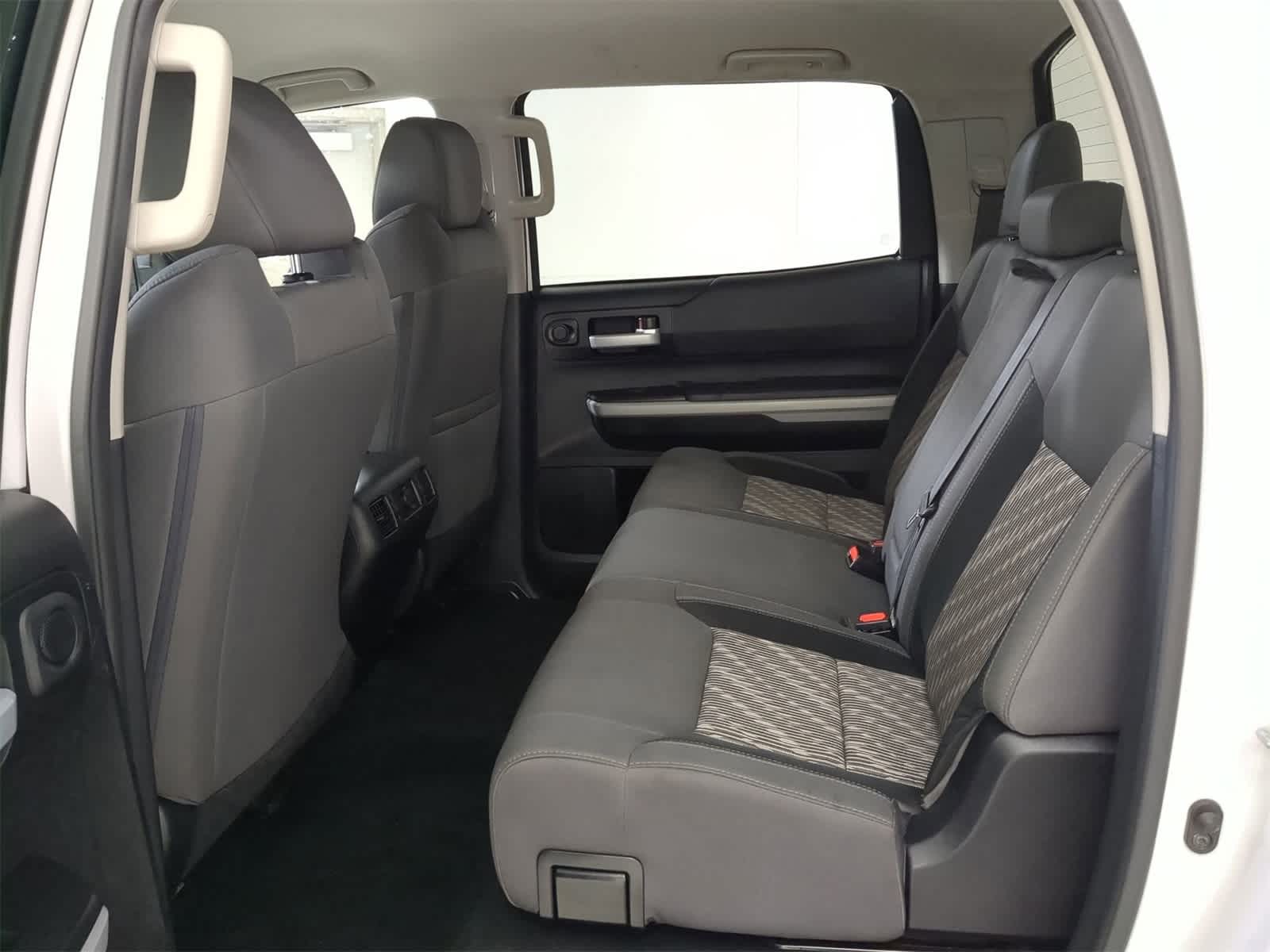 Thumbnail: 2021 Toyota Tundra - 18