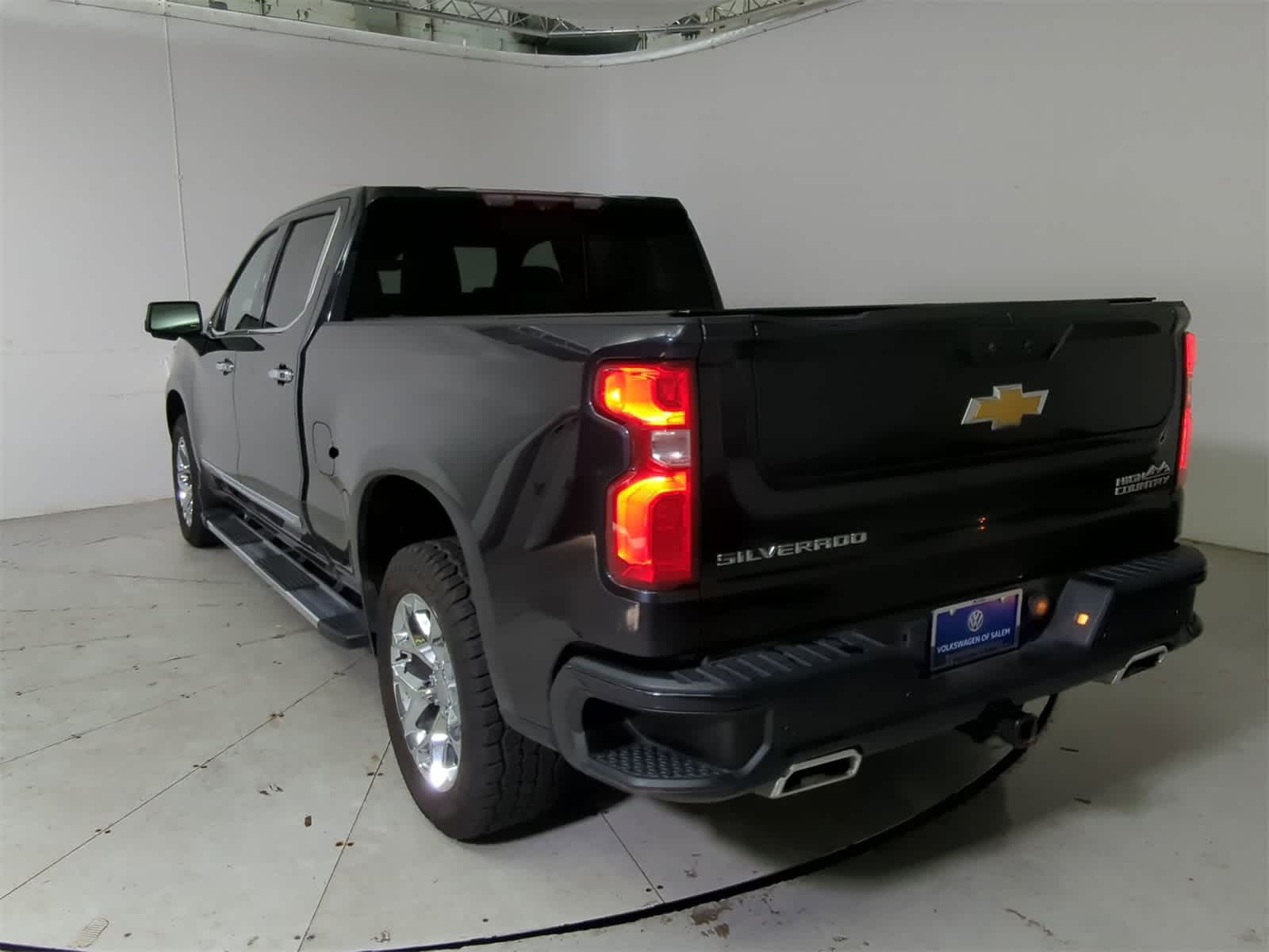 Thumbnail: 2022 Chevrolet Silverado 1500 - 4