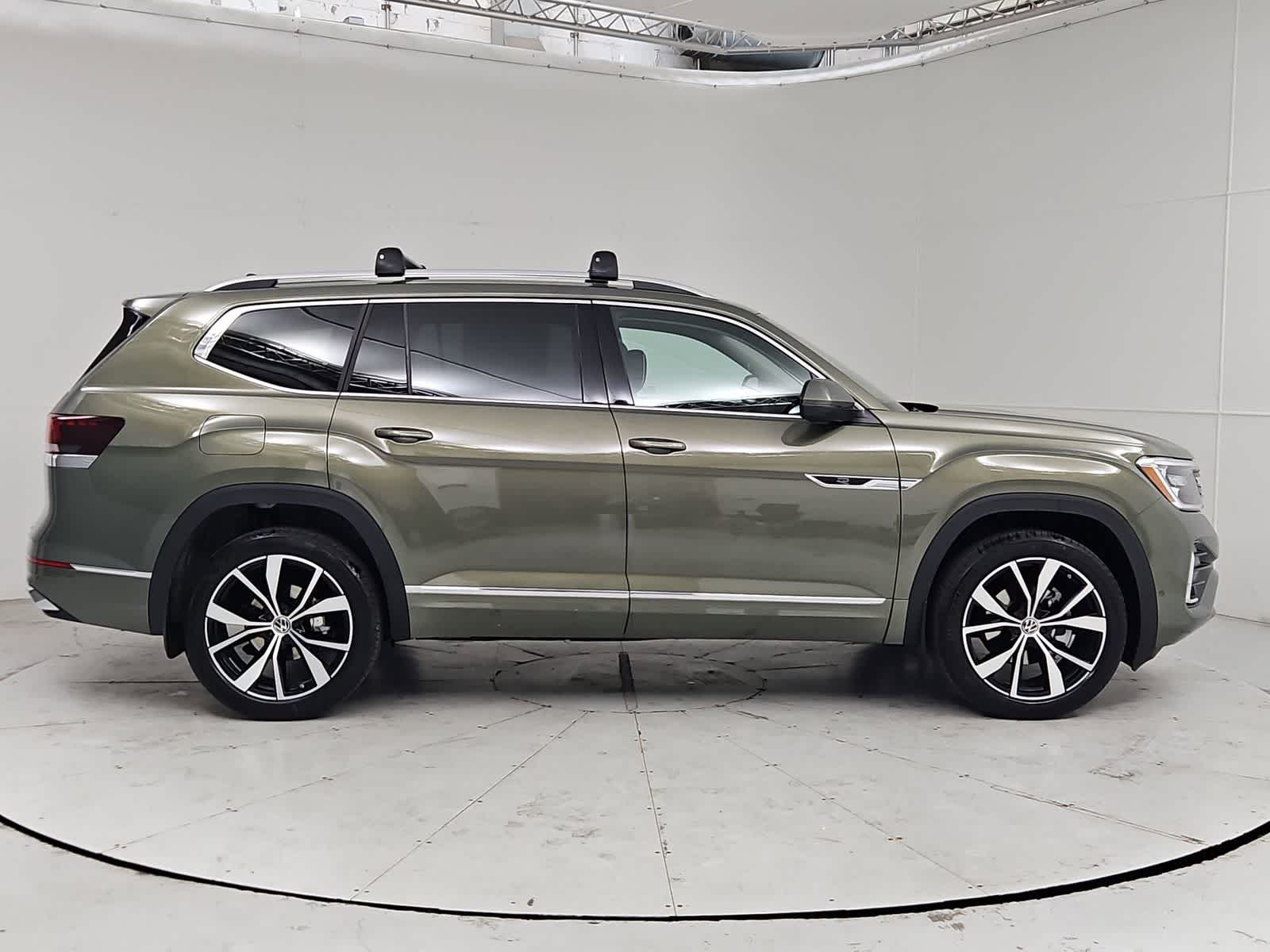 Thumbnail: 2026 Volkswagen Atlas - 7