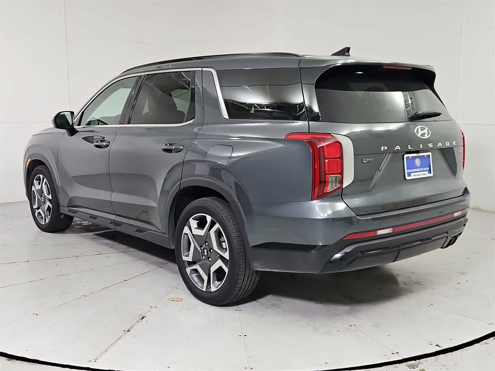 Thumbnail: 2023 Hyundai Palisade - 4