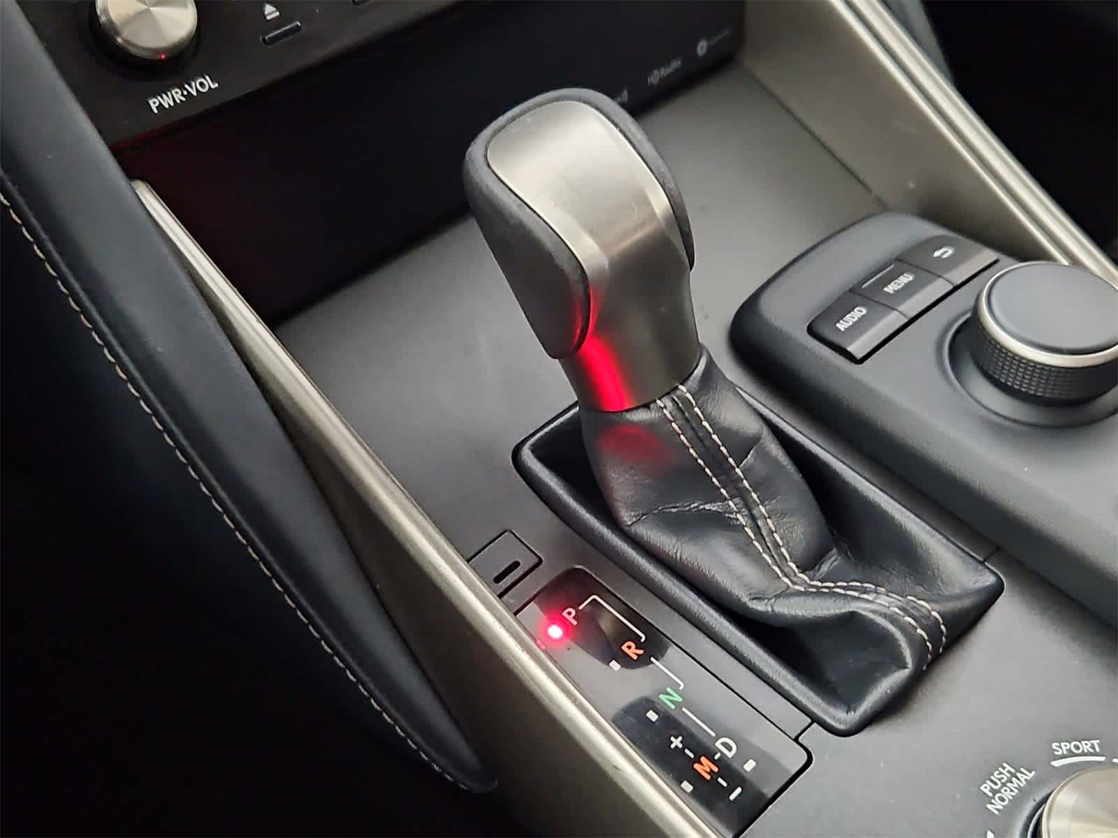 Thumbnail: 2018 Lexus IS - 34