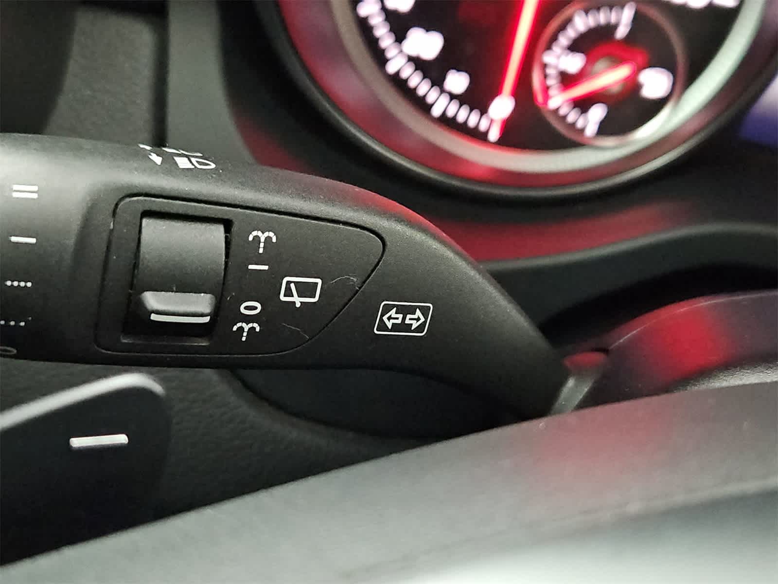 Thumbnail: 2018 Mercedes-Benz GLA - 28