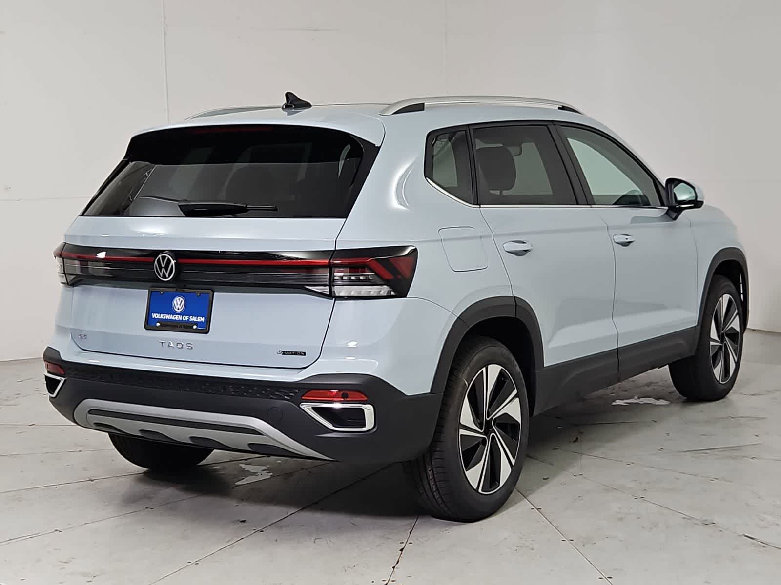 Thumbnail: 2026 Volkswagen Taos - 6
