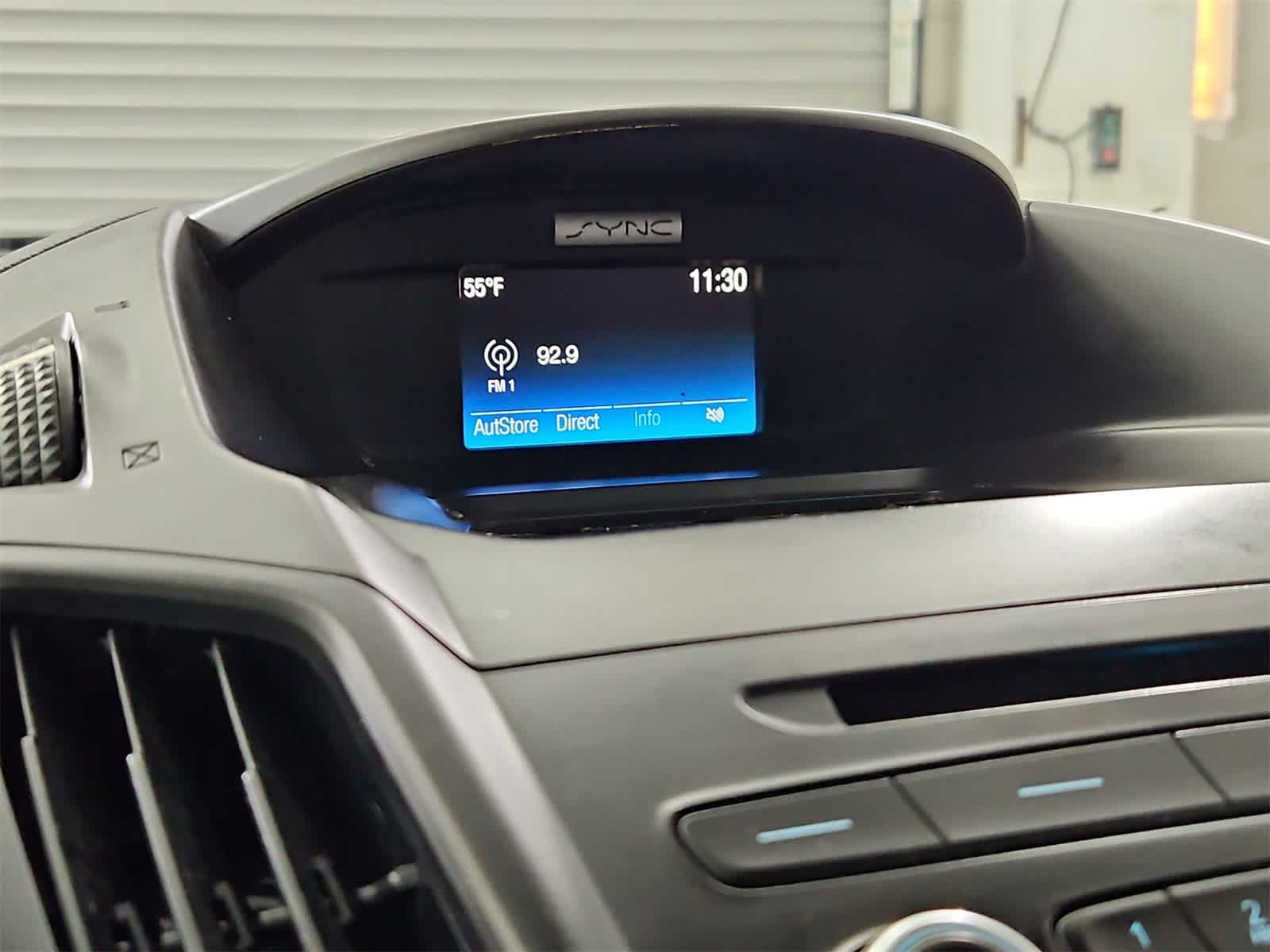 Thumbnail: 2017 Ford Escape - 28