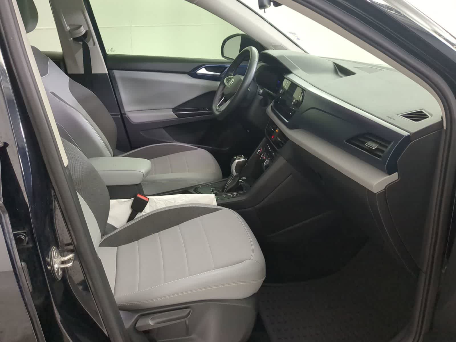 Thumbnail: 2023 Volkswagen Taos - 22