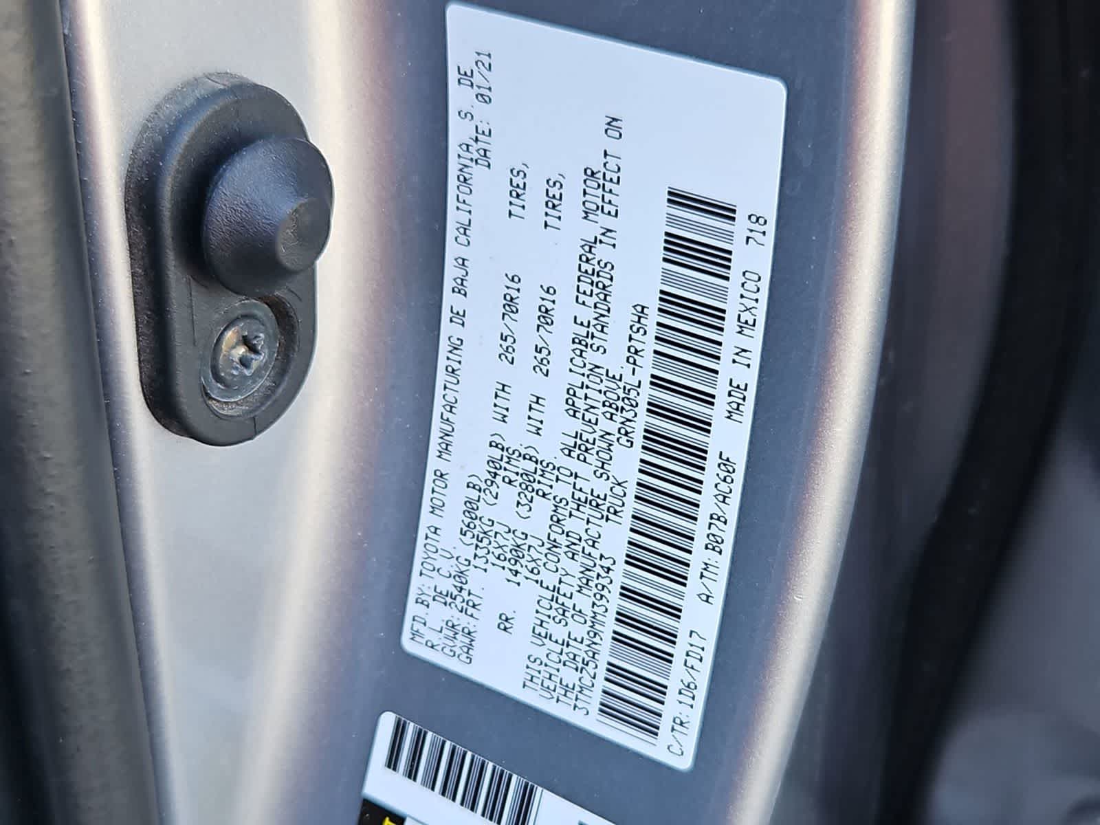 Thumbnail: 2021 Toyota Tacoma - 36