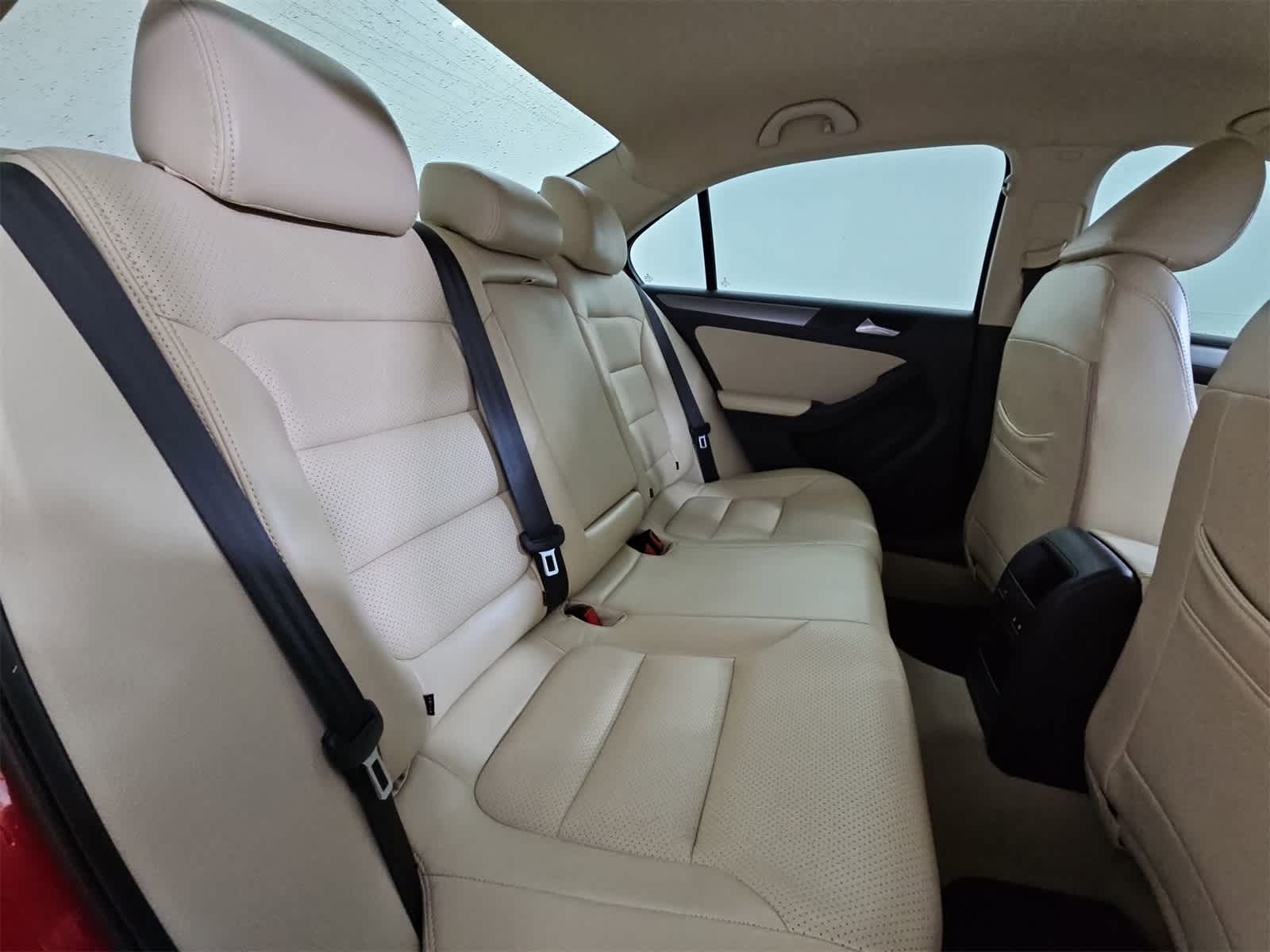 Thumbnail: 2013 Volkswagen Jetta - 20