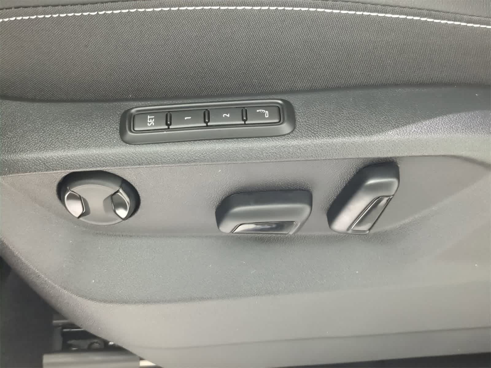 Thumbnail: 2026 Volkswagen Atlas - 17