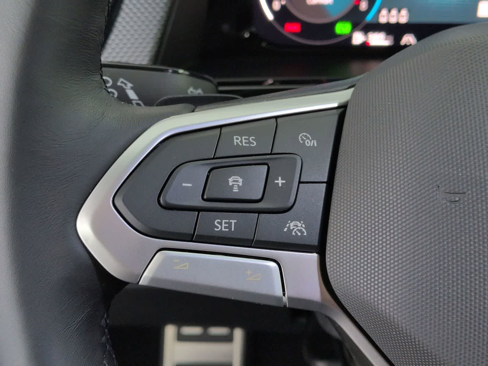 Thumbnail: 2026 Volkswagen Atlas - 24