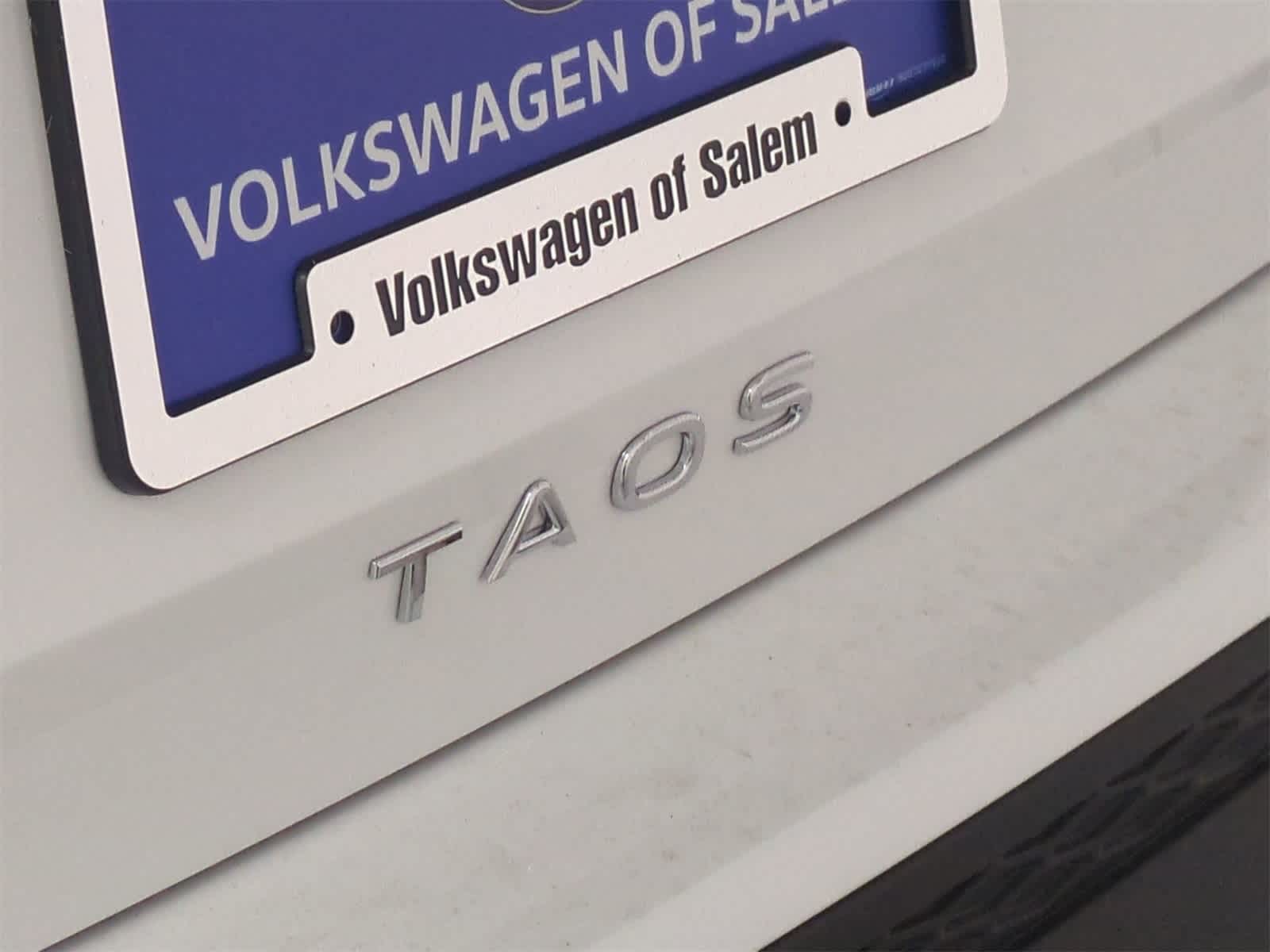 Thumbnail: 2025 Volkswagen Taos - 12