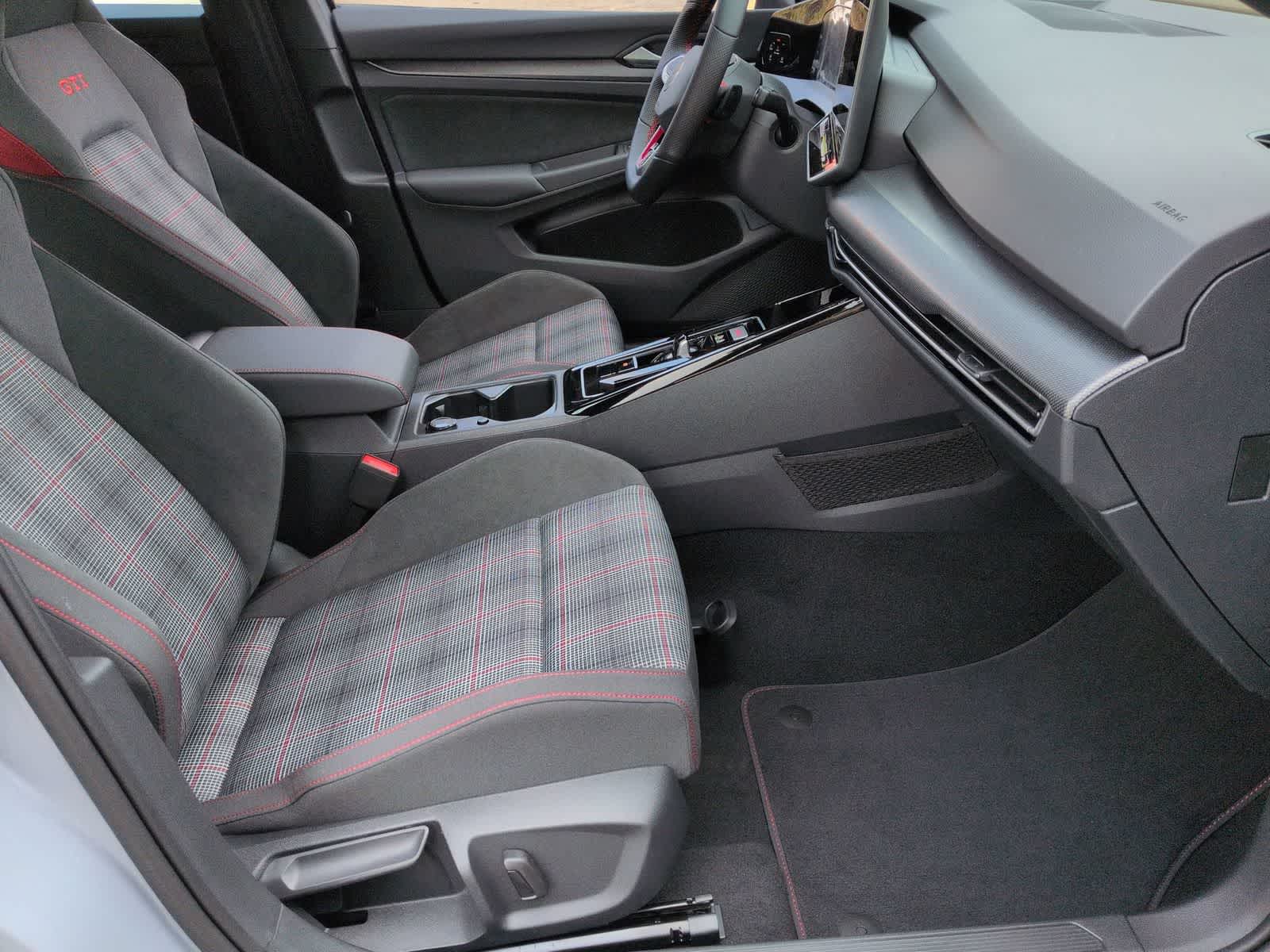 2026 Volkswagen Golf GTI S - Photo 20