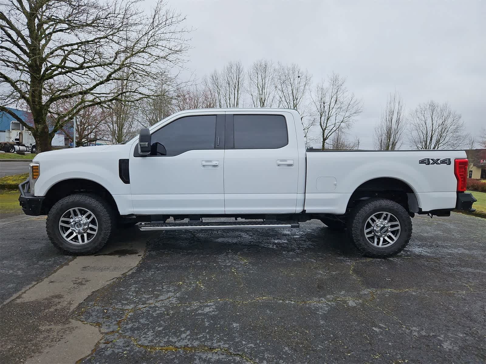 Thumbnail: 2019 Ford F-350 - 3