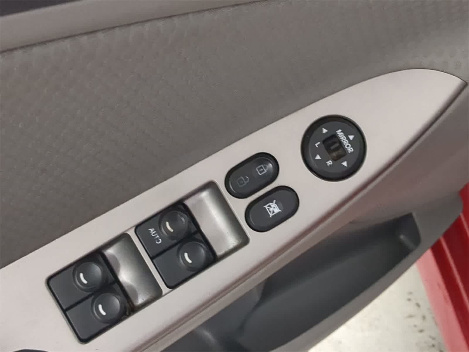 Thumbnail: 2015 Hyundai Accent - 16