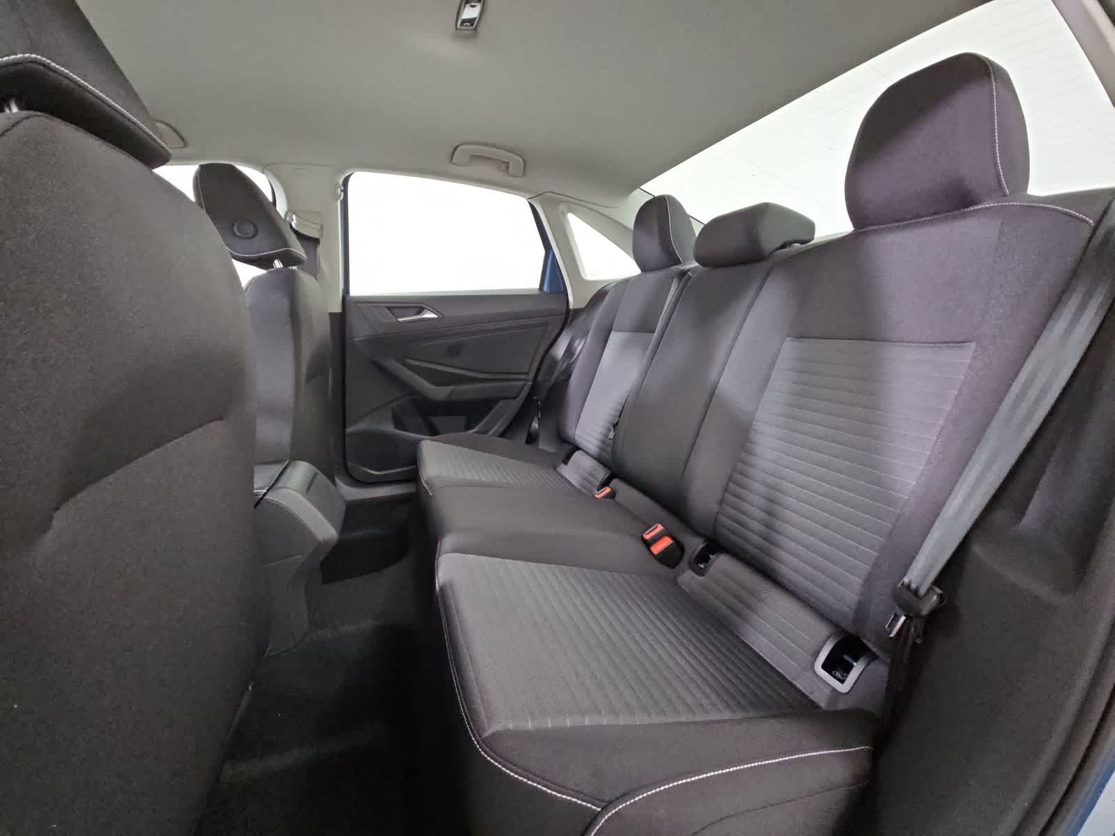 Thumbnail: 2025 Volkswagen Jetta - 19