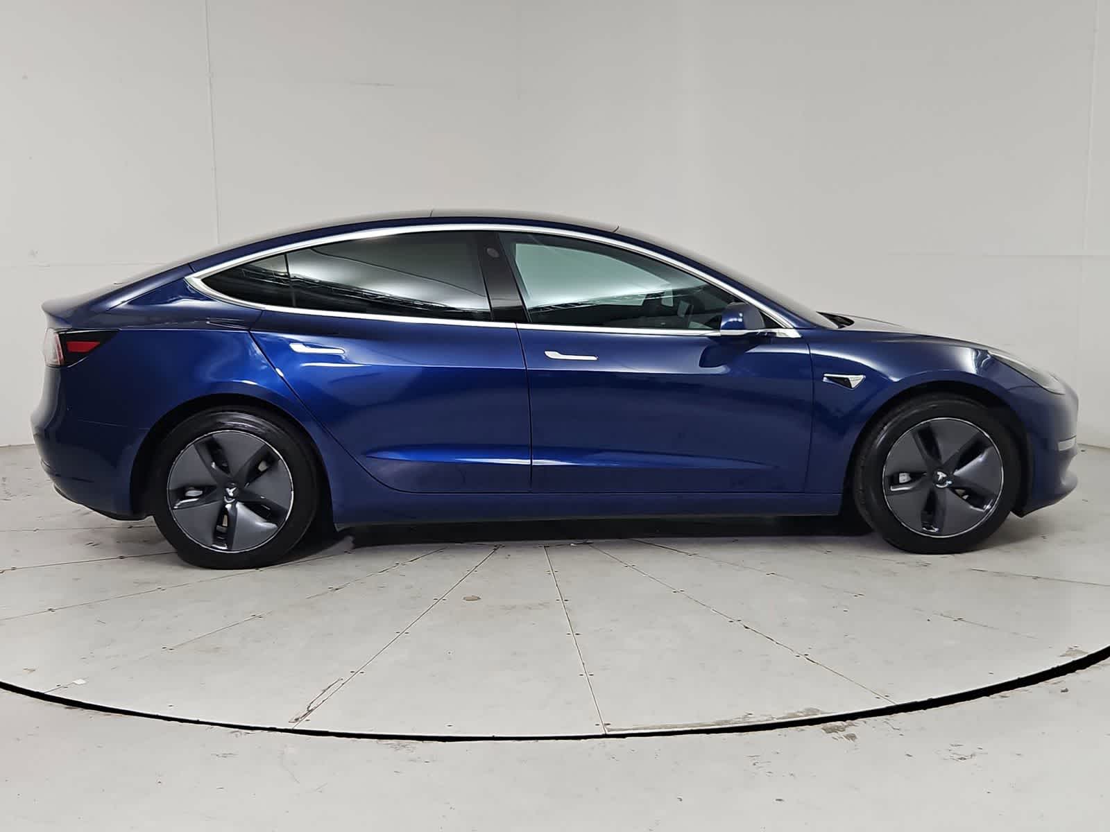 Thumbnail: 2020 Tesla Model 3 - 7