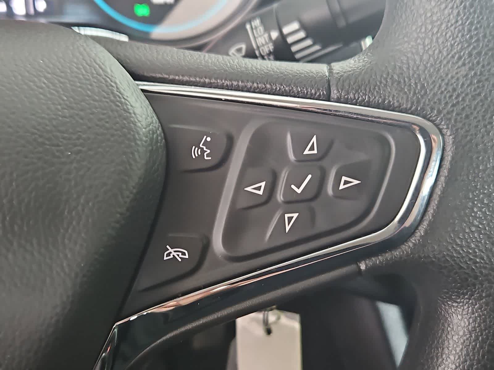 Thumbnail: 2018 Chevrolet Cruze - 23