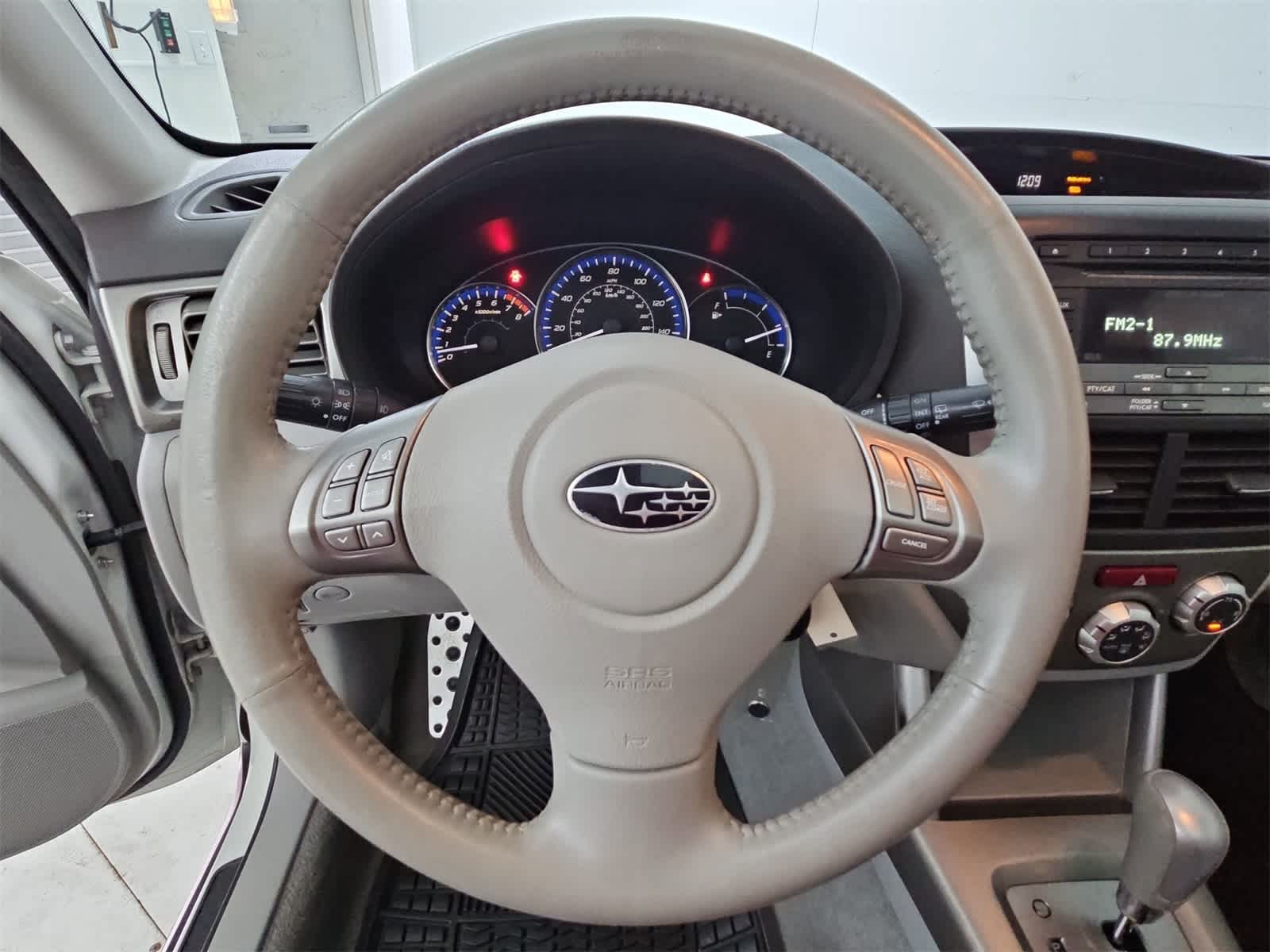 2010 Subaru Forester Limited 23