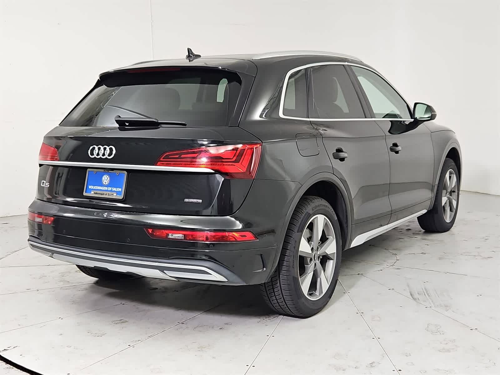 Thumbnail: 2022 Audi Q5 - 6