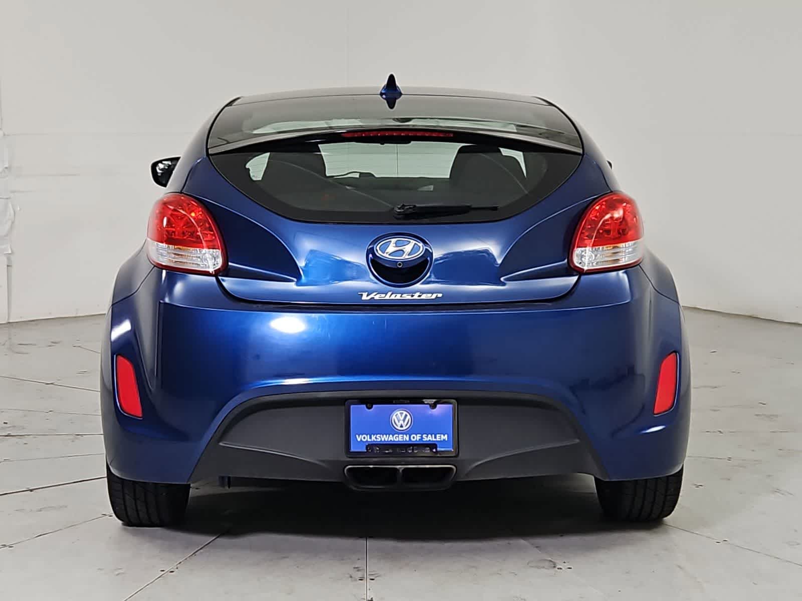 Thumbnail: 2017 Hyundai Veloster - 5