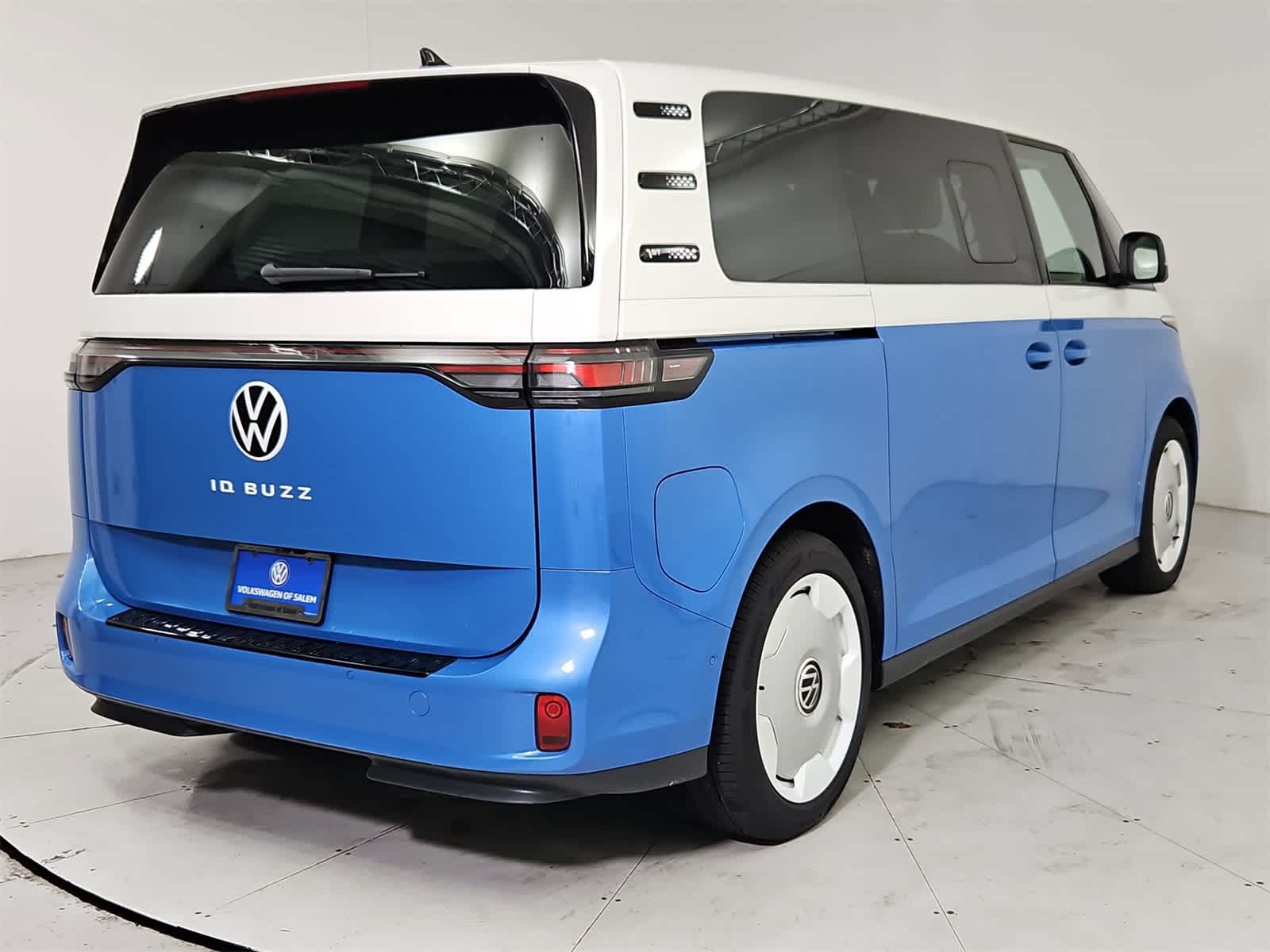 Thumbnail: 2025 Volkswagen ID.Buzz - 6