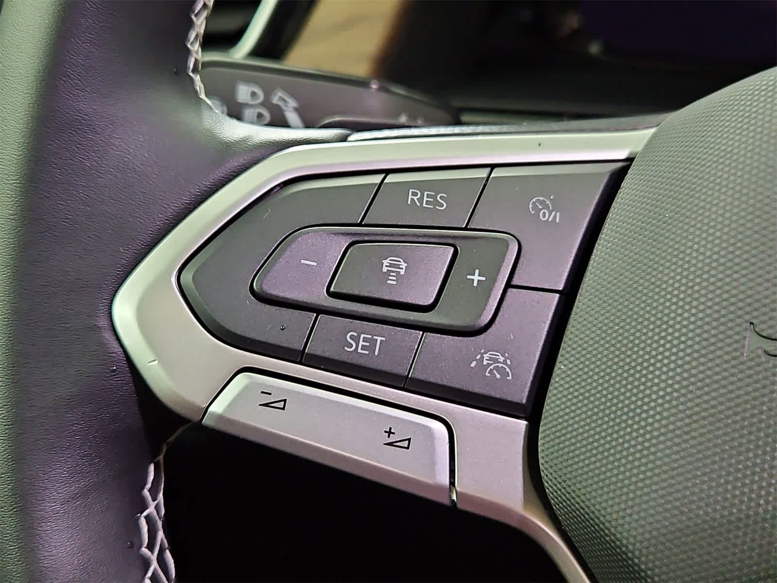 Thumbnail: 2026 Volkswagen Atlas - 25