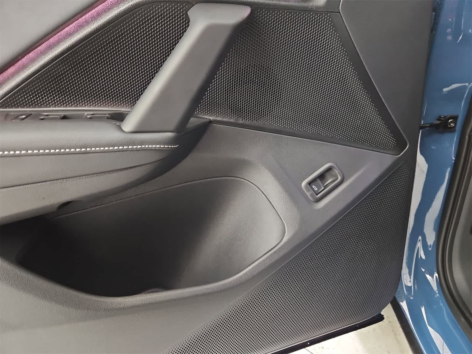 Thumbnail: 2026 Volkswagen Tiguan - 32