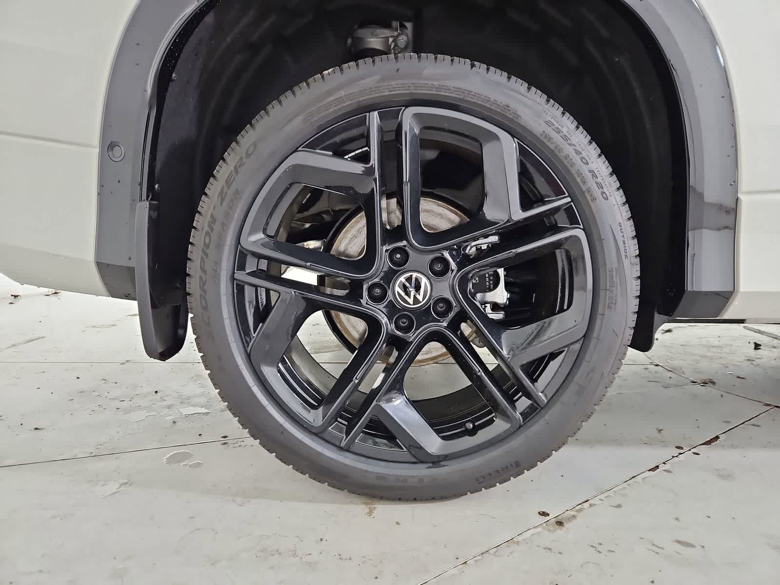 Thumbnail: 2026 Volkswagen Tiguan - 13