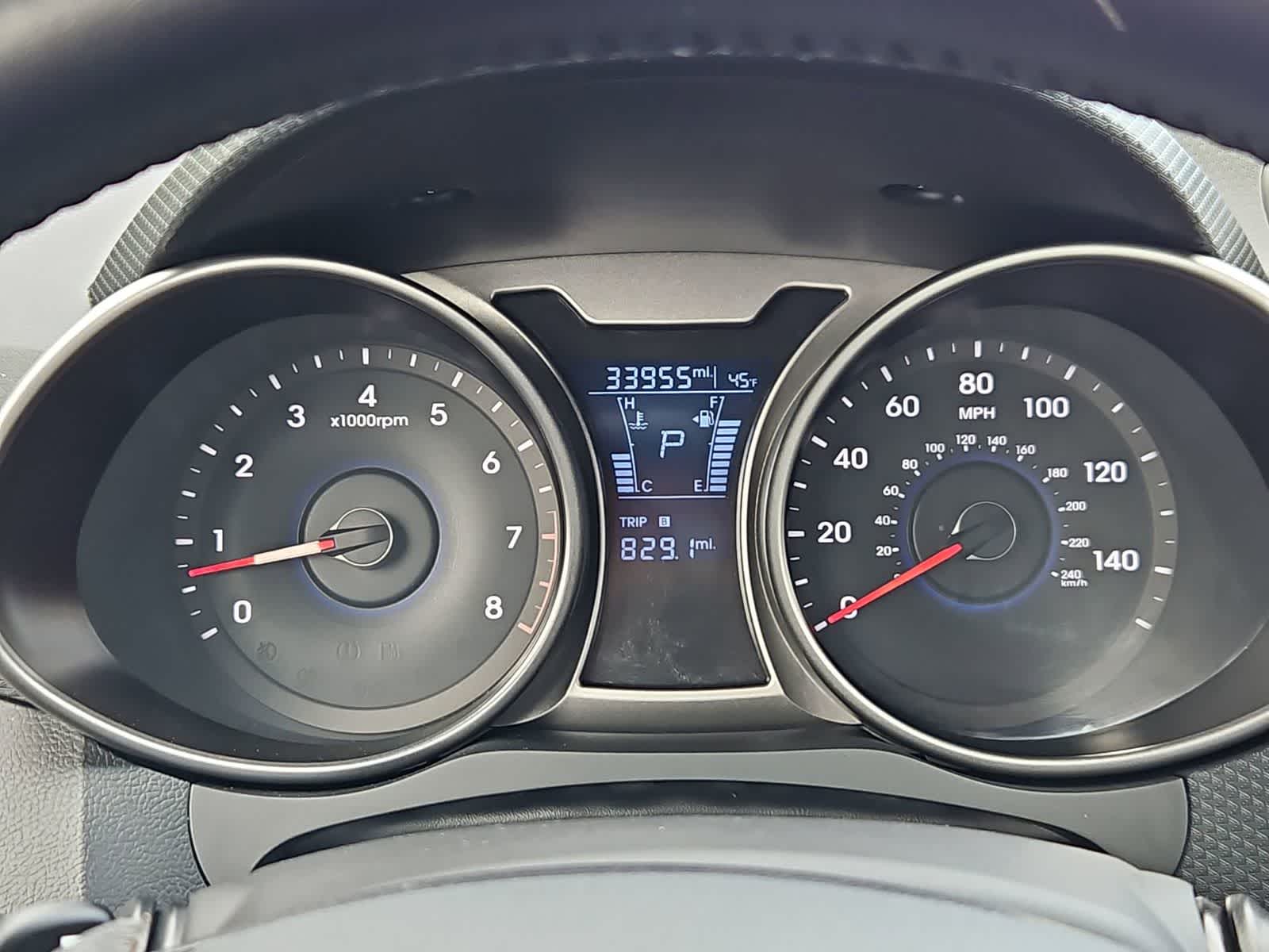 Thumbnail: 2017 Hyundai Veloster - 32