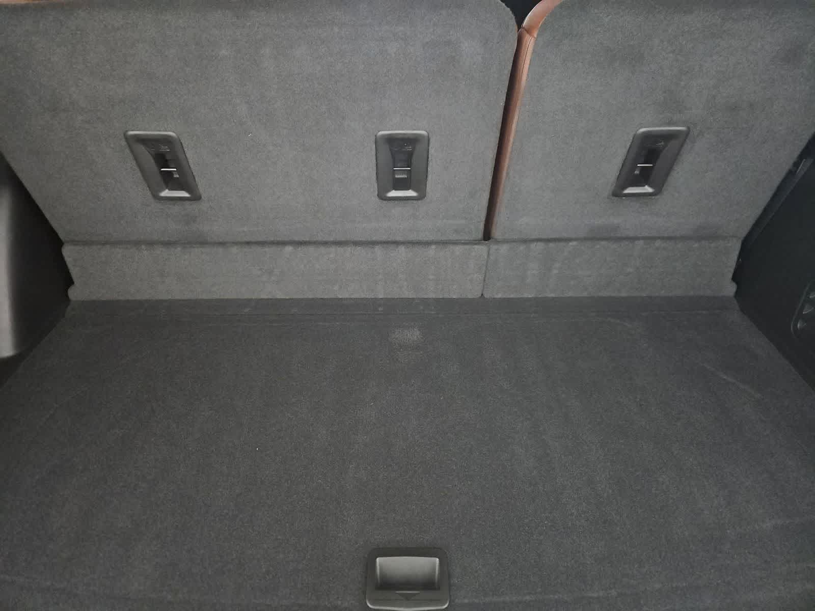 Thumbnail: 2019 Chevrolet Traverse - 36