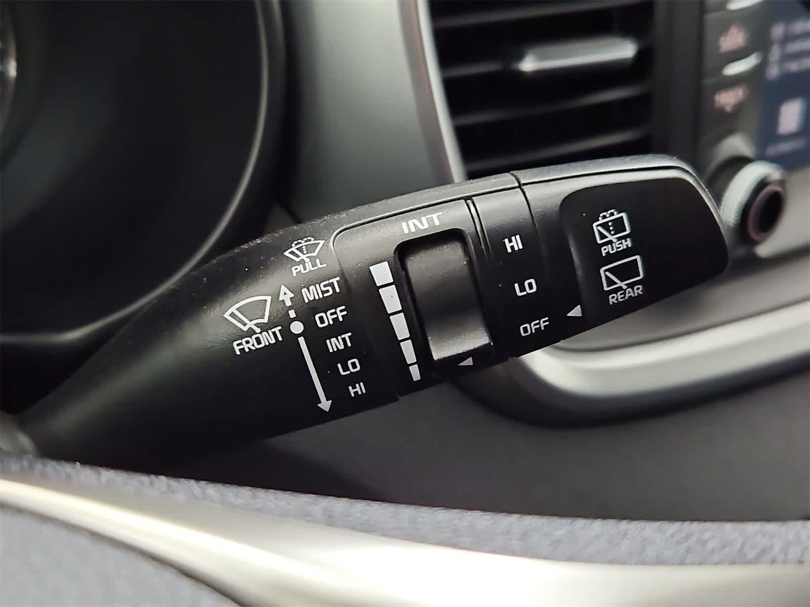 Thumbnail: 2019 Kia Sorento - 25