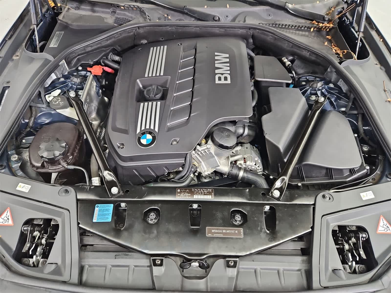 Thumbnail: 2011 BMW 5 Series - 14