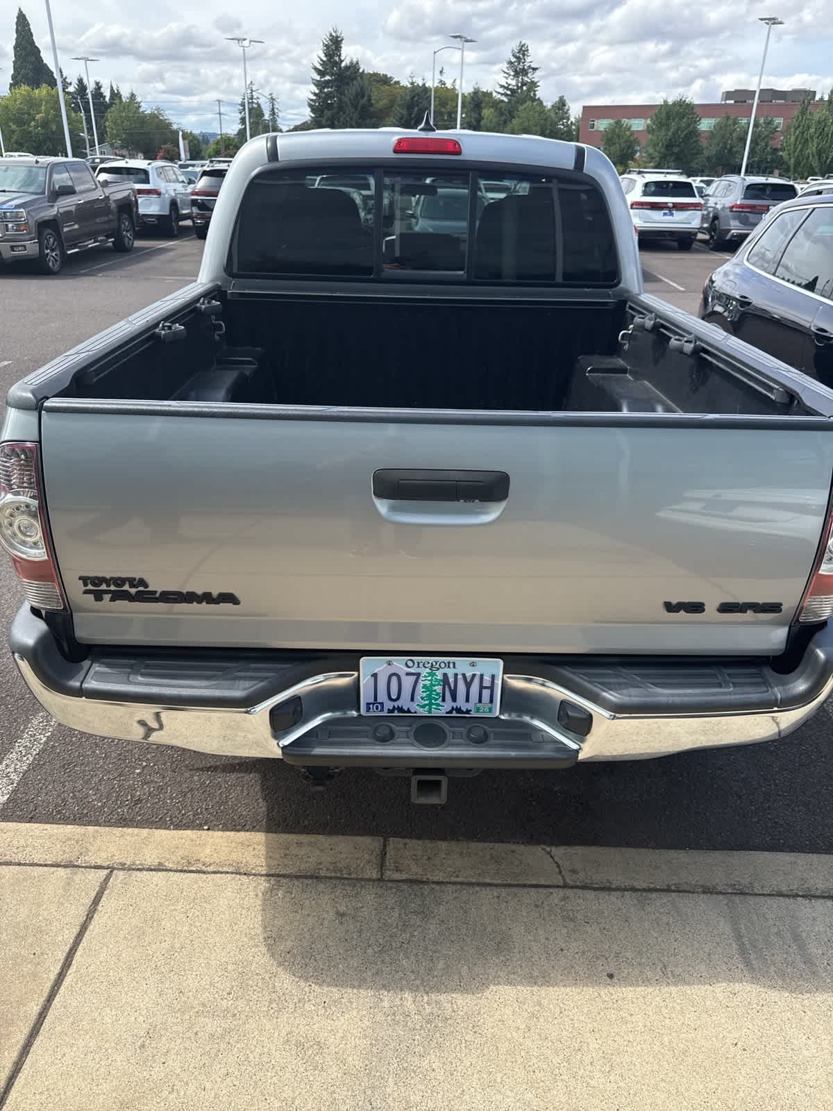 Thumbnail: 2015 Toyota Tacoma - 4