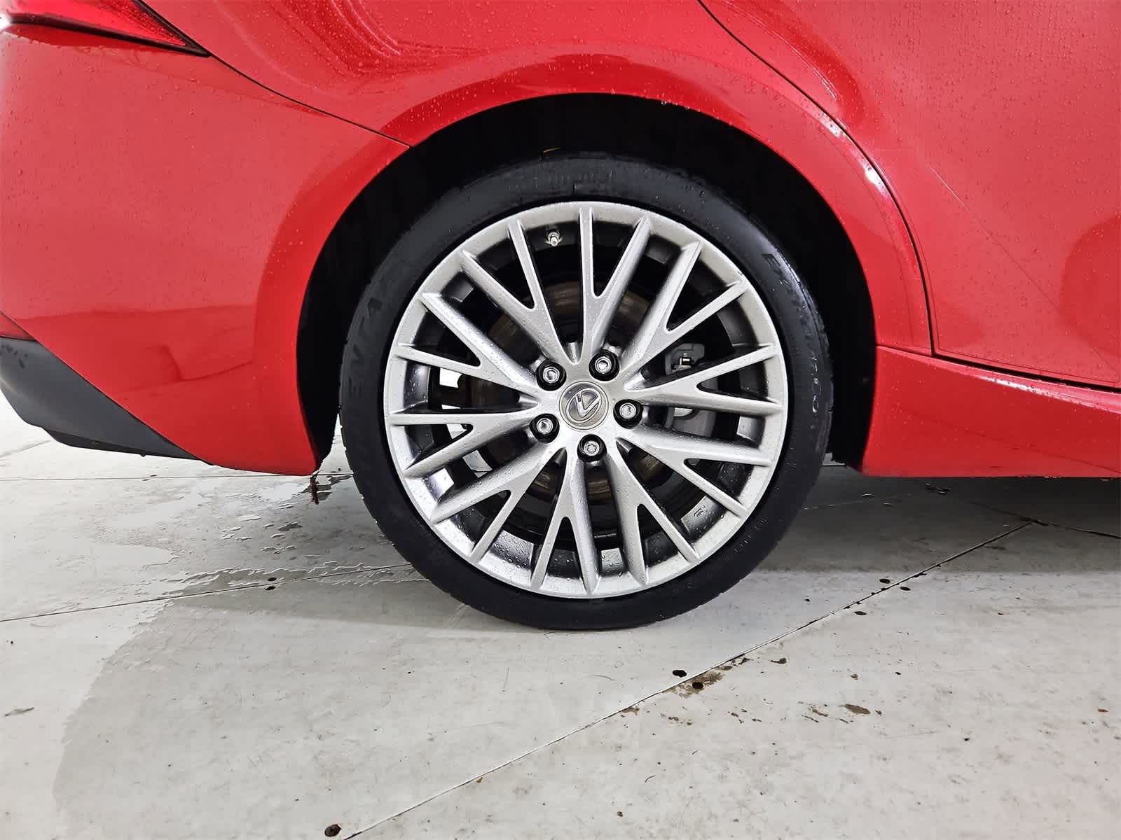 Thumbnail: 2018 Lexus IS - 13