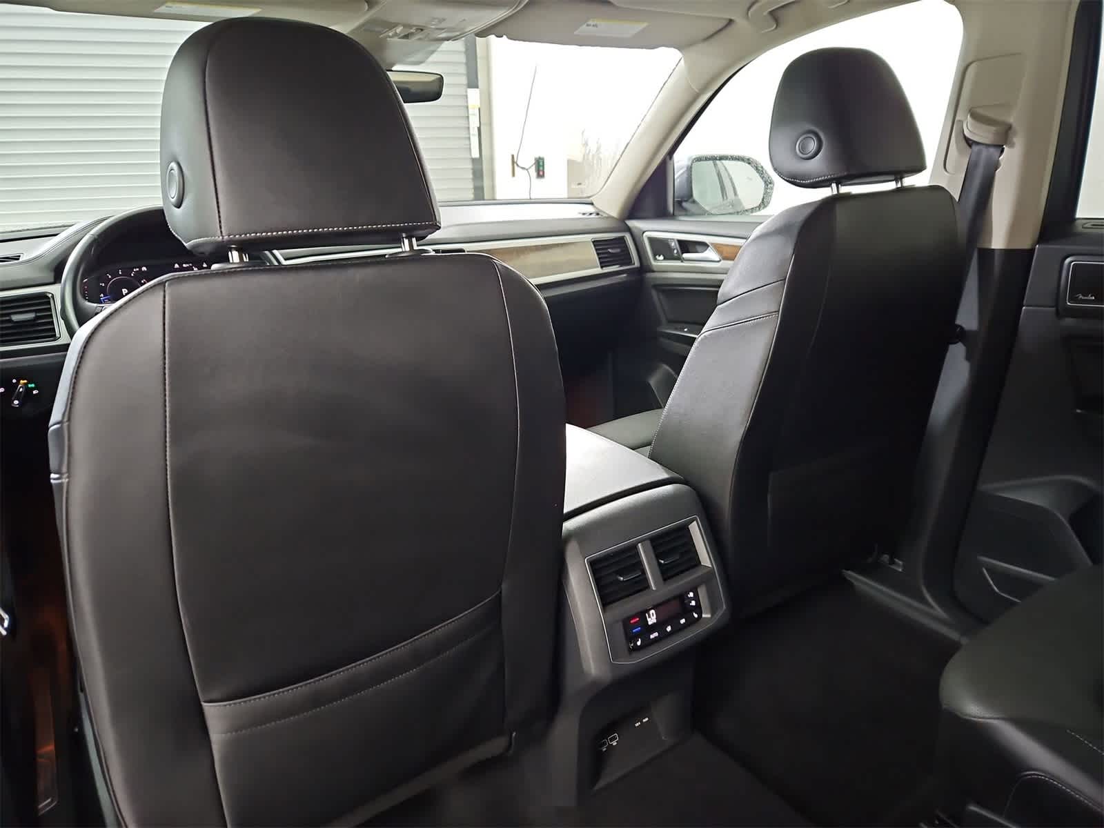 Thumbnail: 2019 Volkswagen Atlas - 18