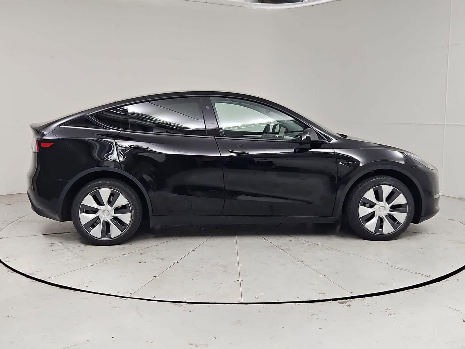 Thumbnail: 2024 Tesla Model Y - 7