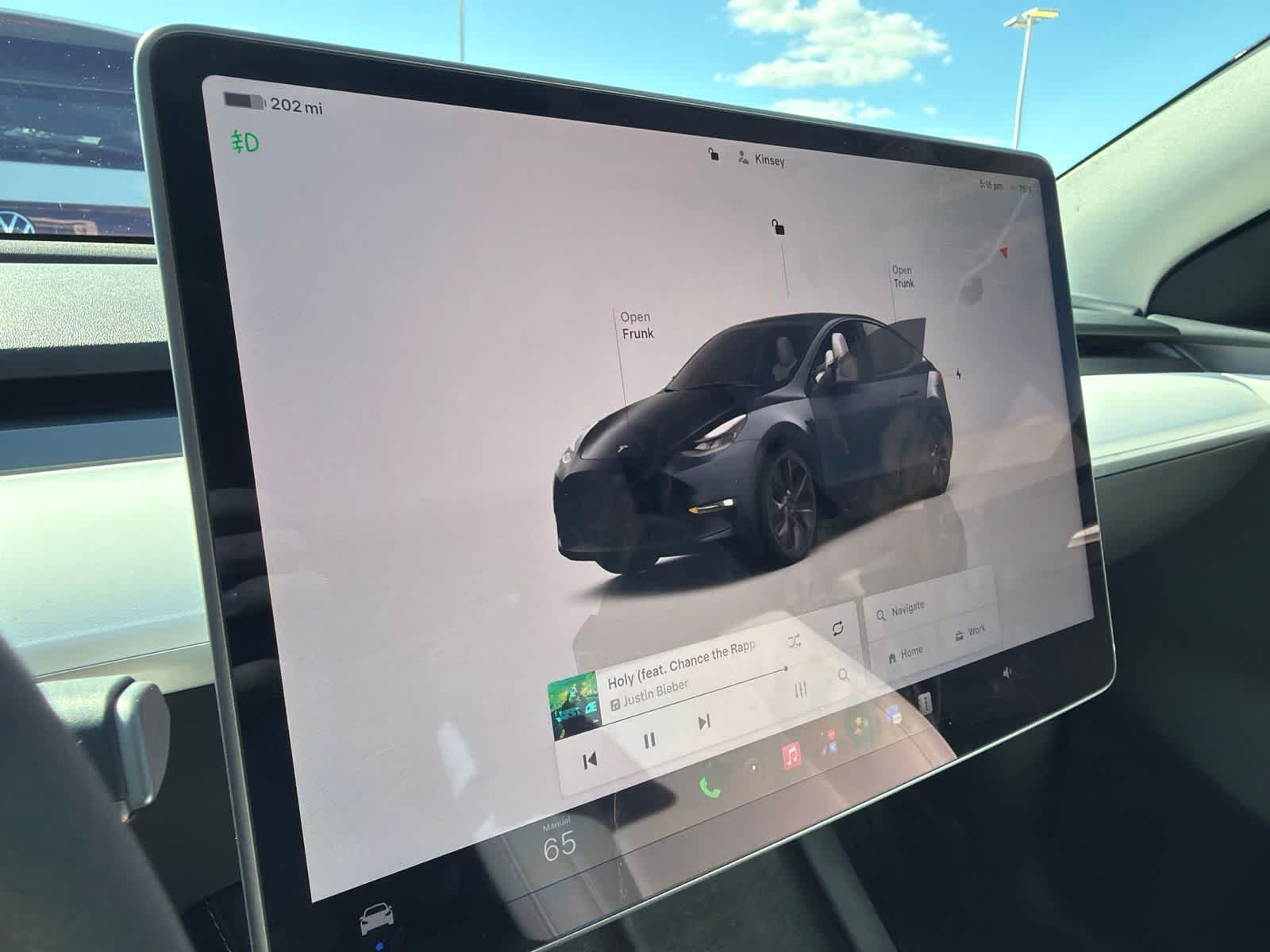 Thumbnail: 2025 Tesla Model Y - 4