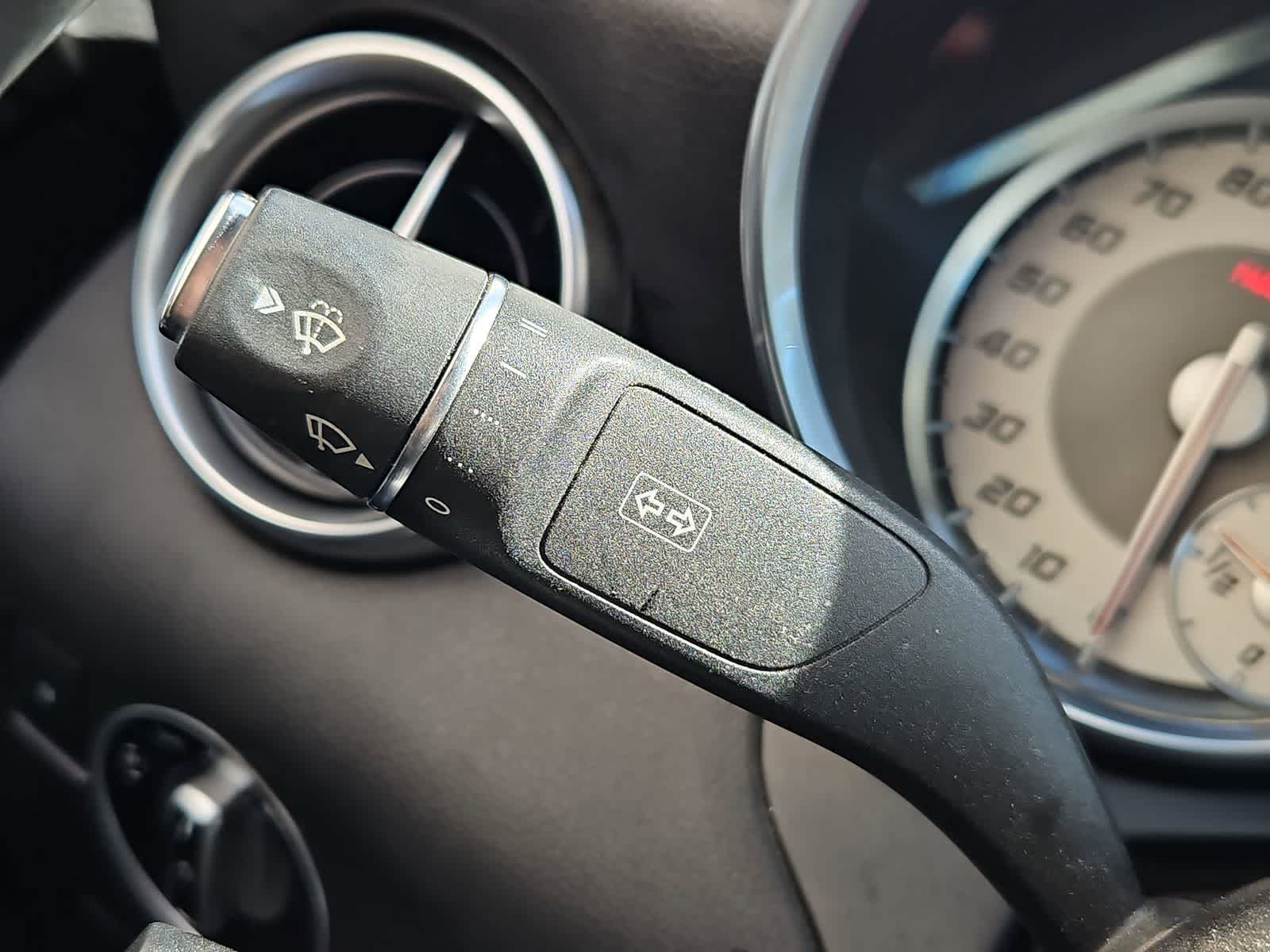 Thumbnail: 2016 Mercedes-Benz SLK - 23